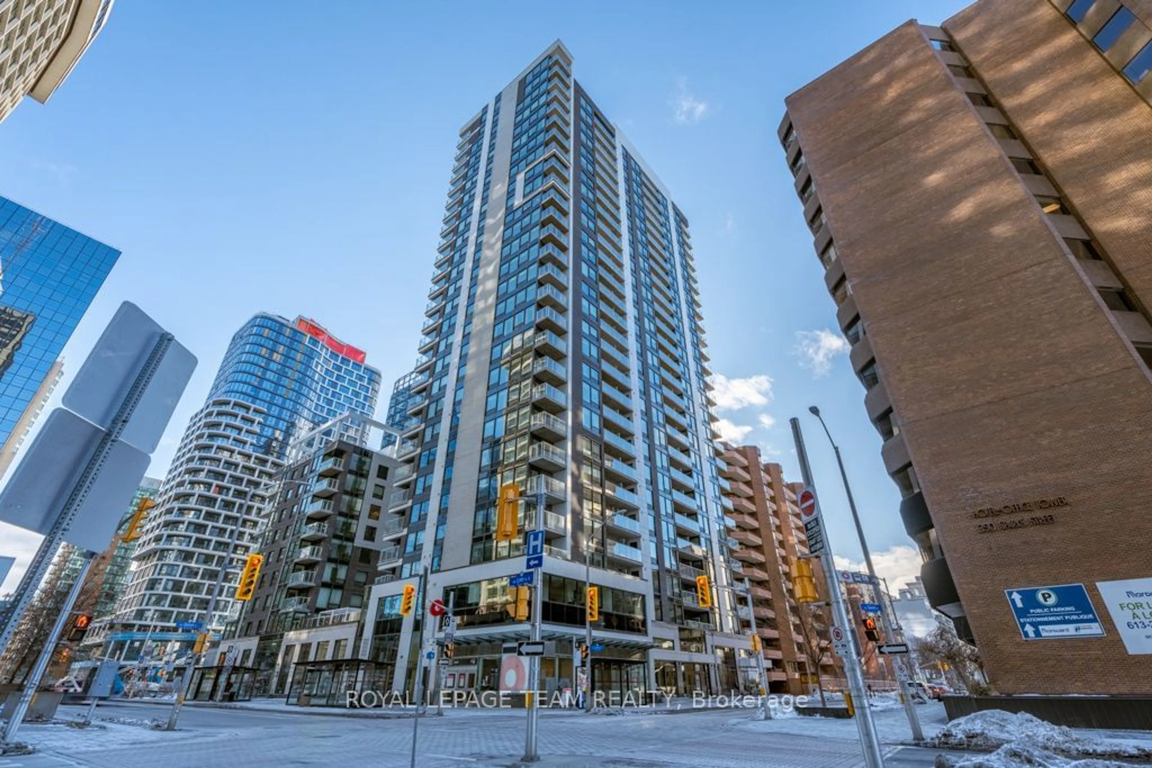 Patio, city buildings view from balcony for 340 Queen St #2705, Ottawa Centre Ontario K1R 0G1