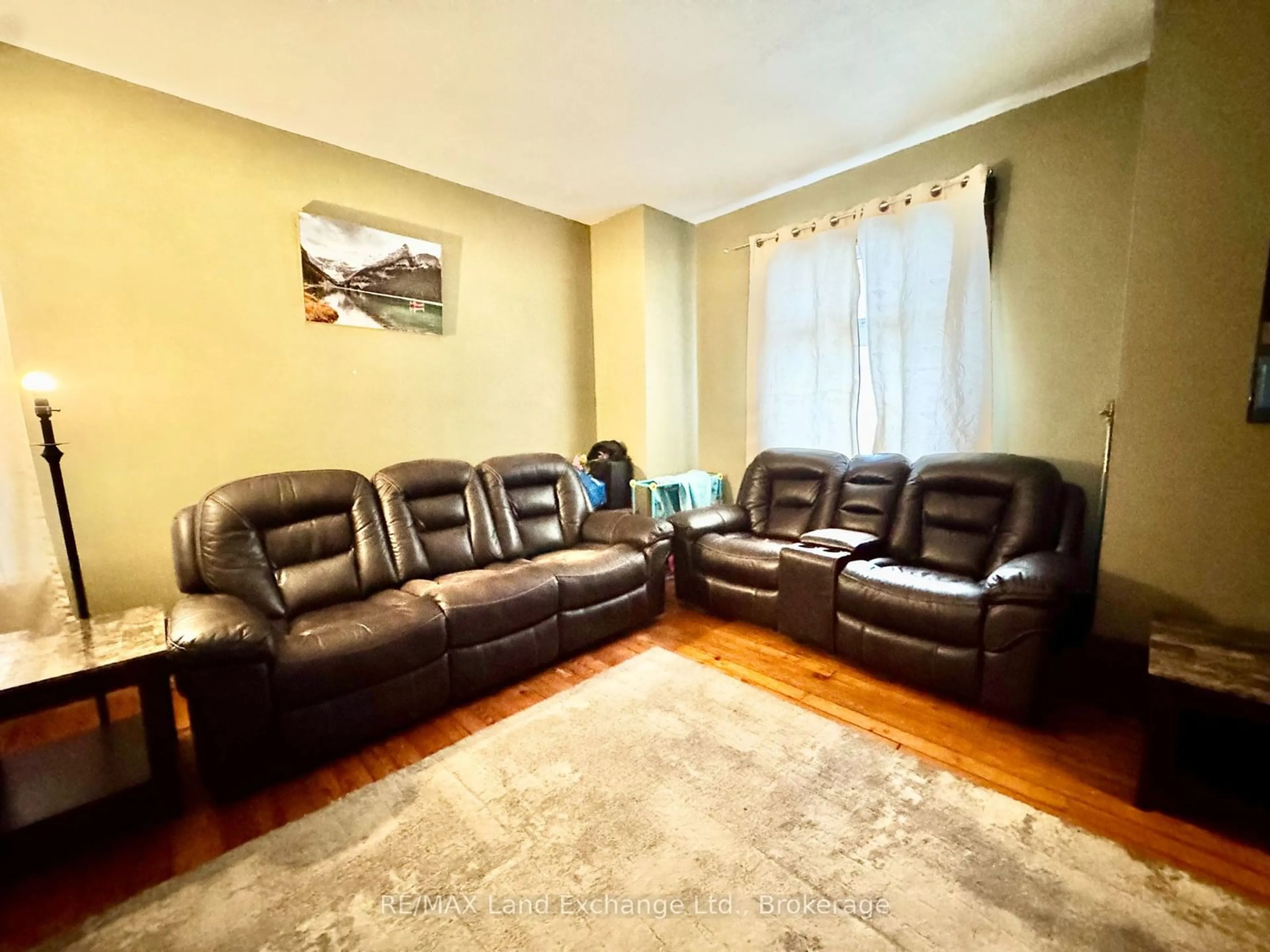 Living room with furniture, unknown for 79 Albert St, Saugeen Shores Ontario N0H 2L0