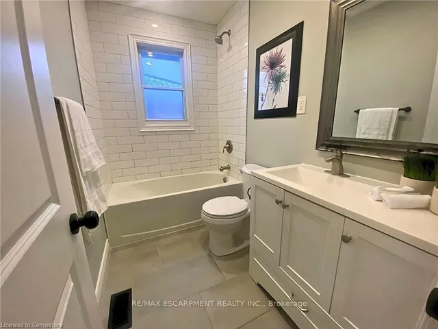 Additional property image - 312 East 45th St