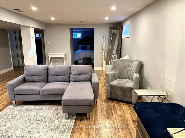 Additional property image - 312 East 45th St