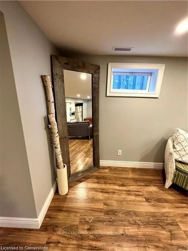 Additional property image - 312 East 45th St