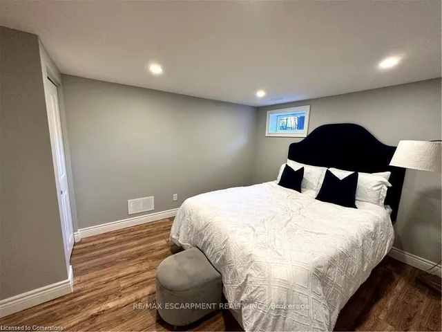 Additional property image - 312 East 45th St