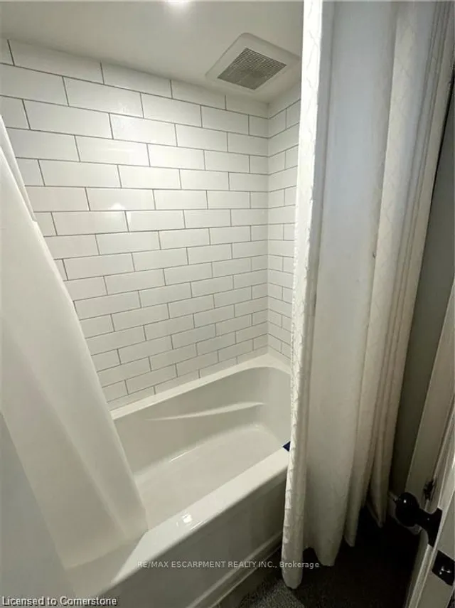 Additional property image - 312 East 45th St