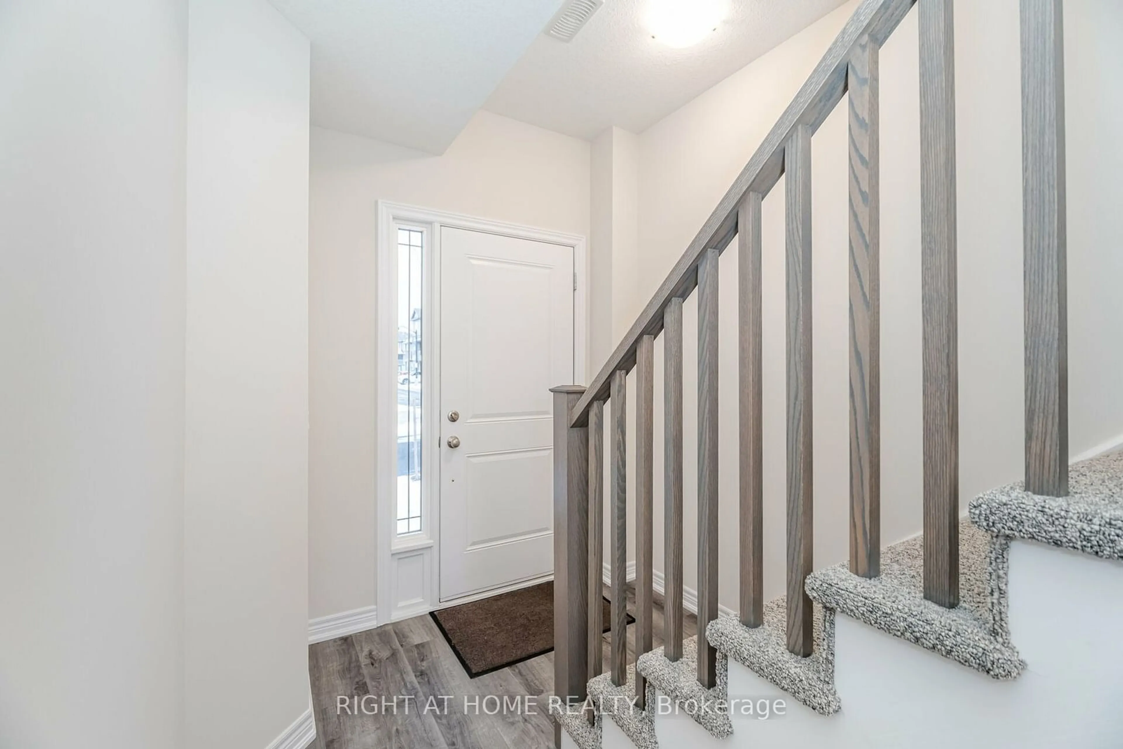 Stairs for 19 Picardy Dr #44, Hamilton Ontario L8J 0M7