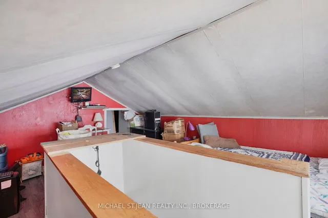 Additional property image - 296 Julian Ave