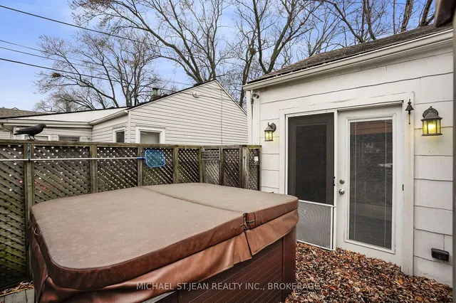 Additional property image - 296 Julian Ave