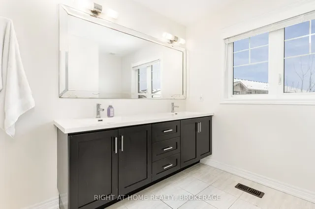 Additional property image - 1890 Rymal Rd Unit 180