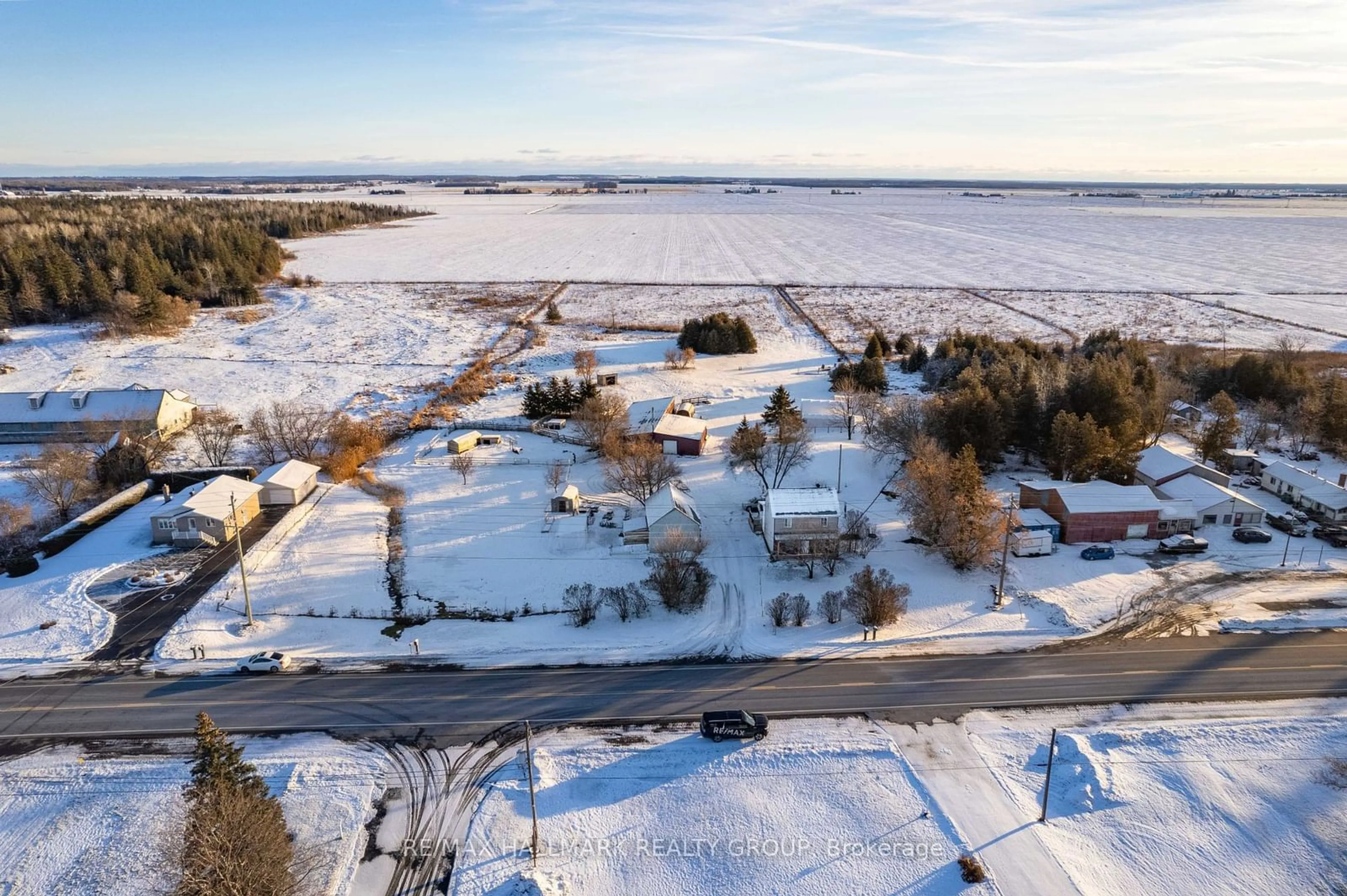 A pic from outside/outdoor area/front of a property/back of a property/a pic from drone, water/lake/river/ocean view for 2535 county rd 17 Rd, Champlain Ontario K0B 1K0