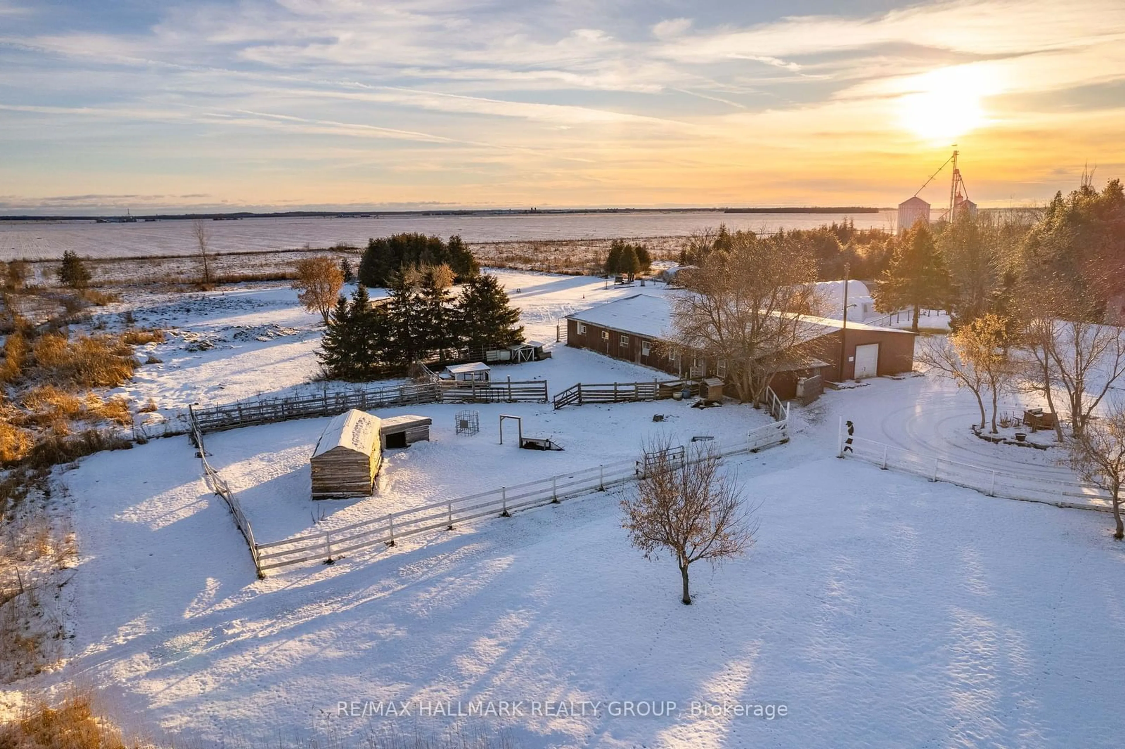 A pic from outside/outdoor area/front of a property/back of a property/a pic from drone, water/lake/river/ocean view for 2535 county rd 17 Rd, Champlain Ontario K0B 1K0