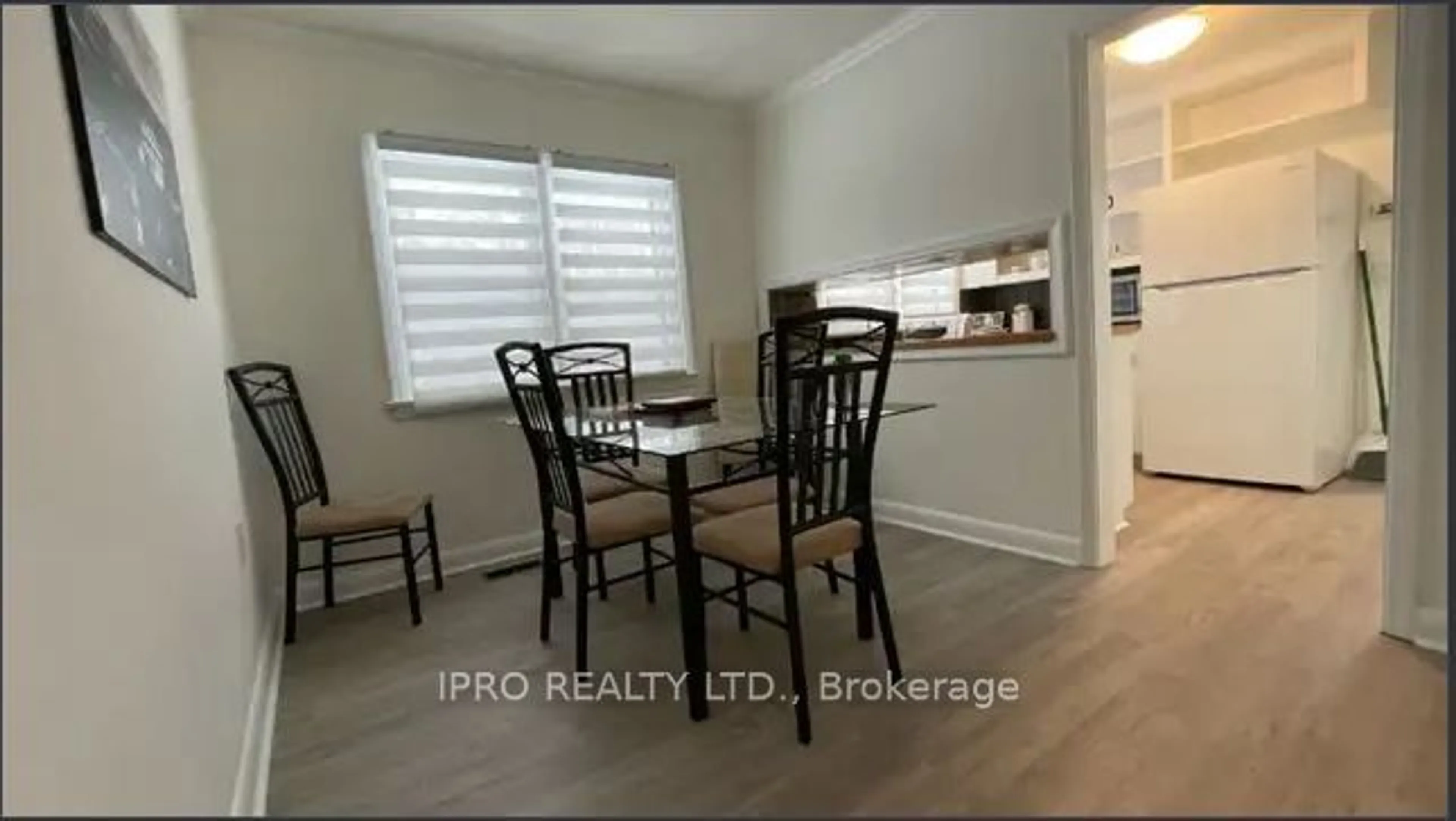 Dining room, wood/laminate floor for 308283 Hockley Rd, Mono Ontario L9W 6N3