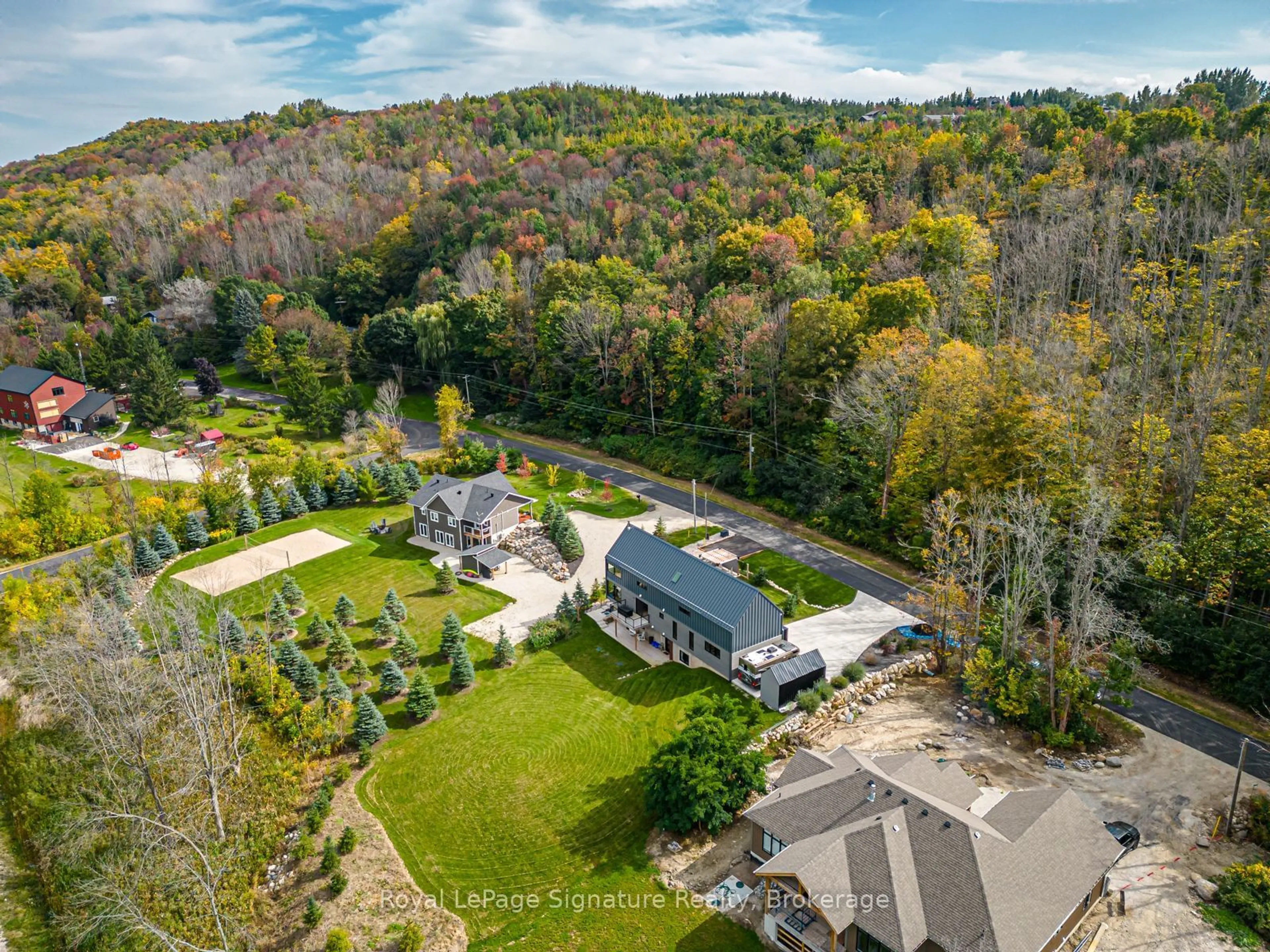 A pic from outside/outdoor area/front of a property/back of a property/a pic from drone, unknown for 131 Old Highway 26, Meaford Ontario N4L 1W7