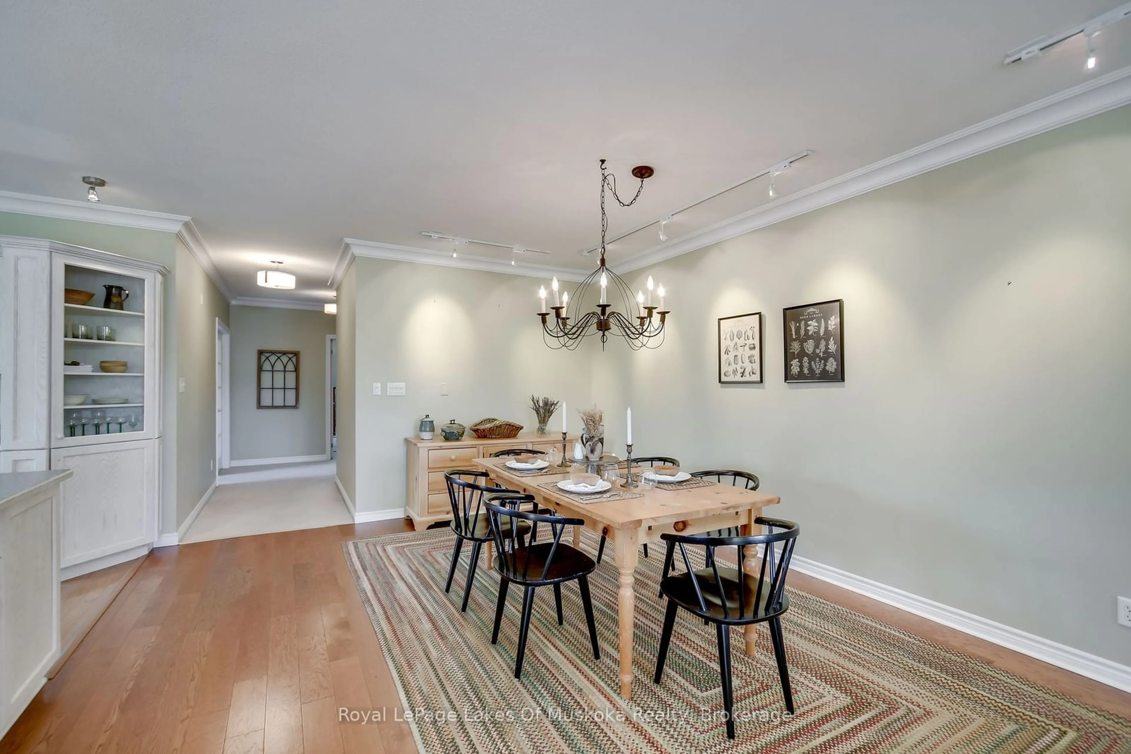 Dining room, unknown for 31 Dairy Lane #401, Huntsville Ontario P1H 1L7