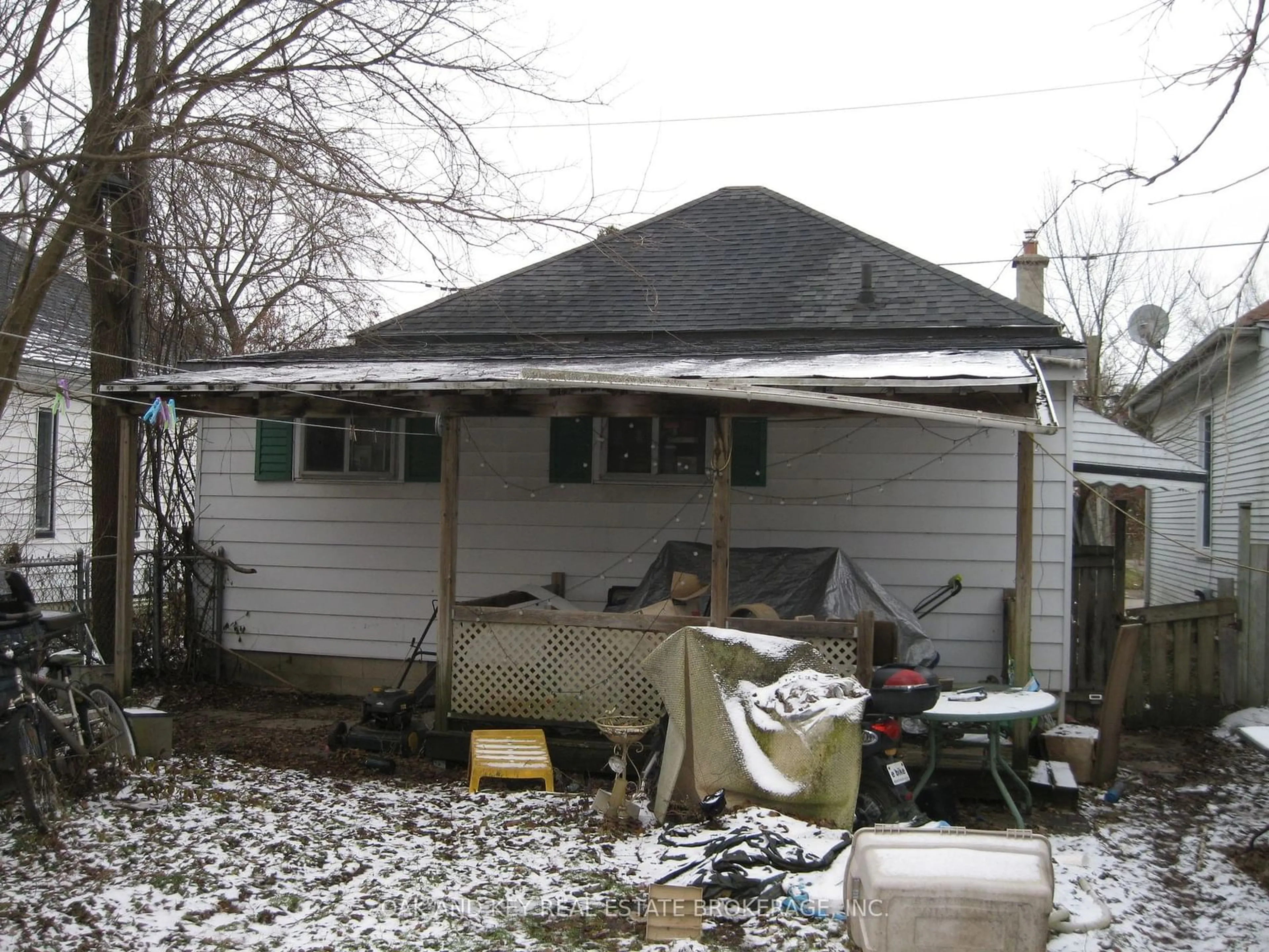 Shed for 53 Ada St, London Ontario N5Z 2X3