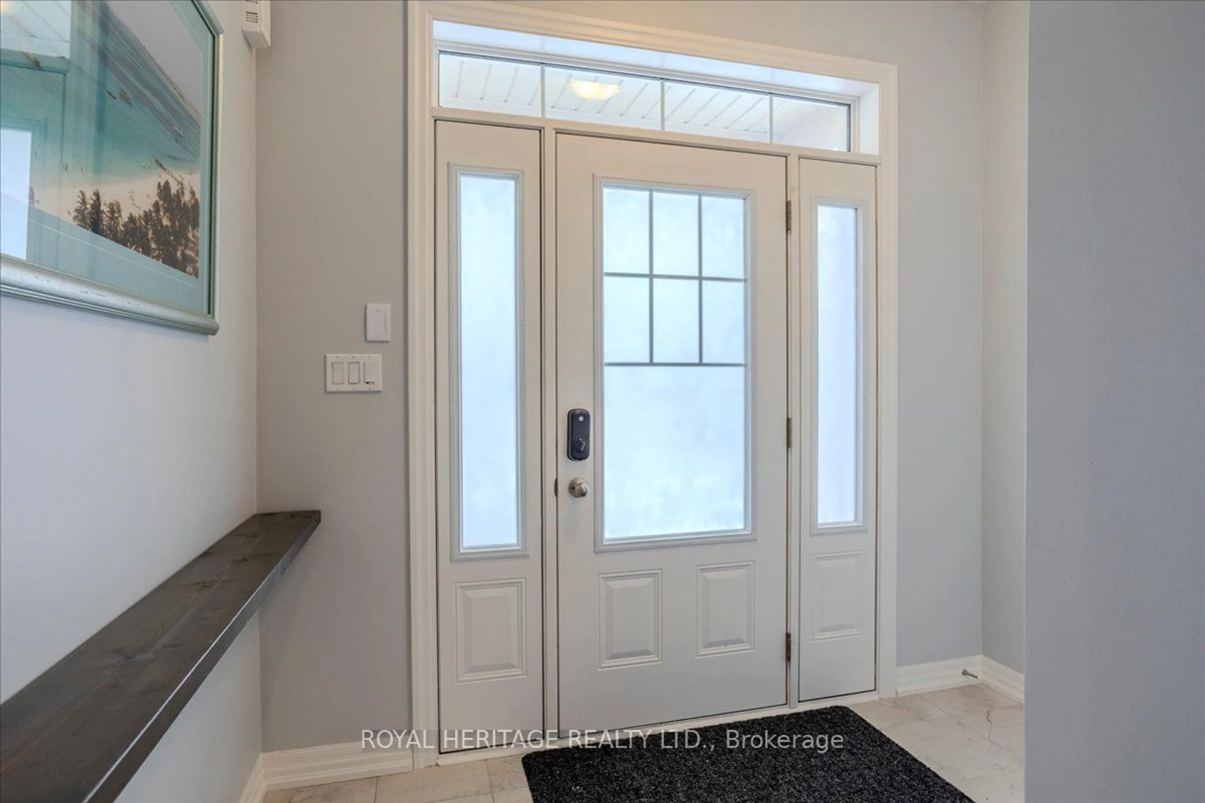 Indoor entryway for 22 Sedona Crt, Kawartha Lakes Ontario K0M 1A0