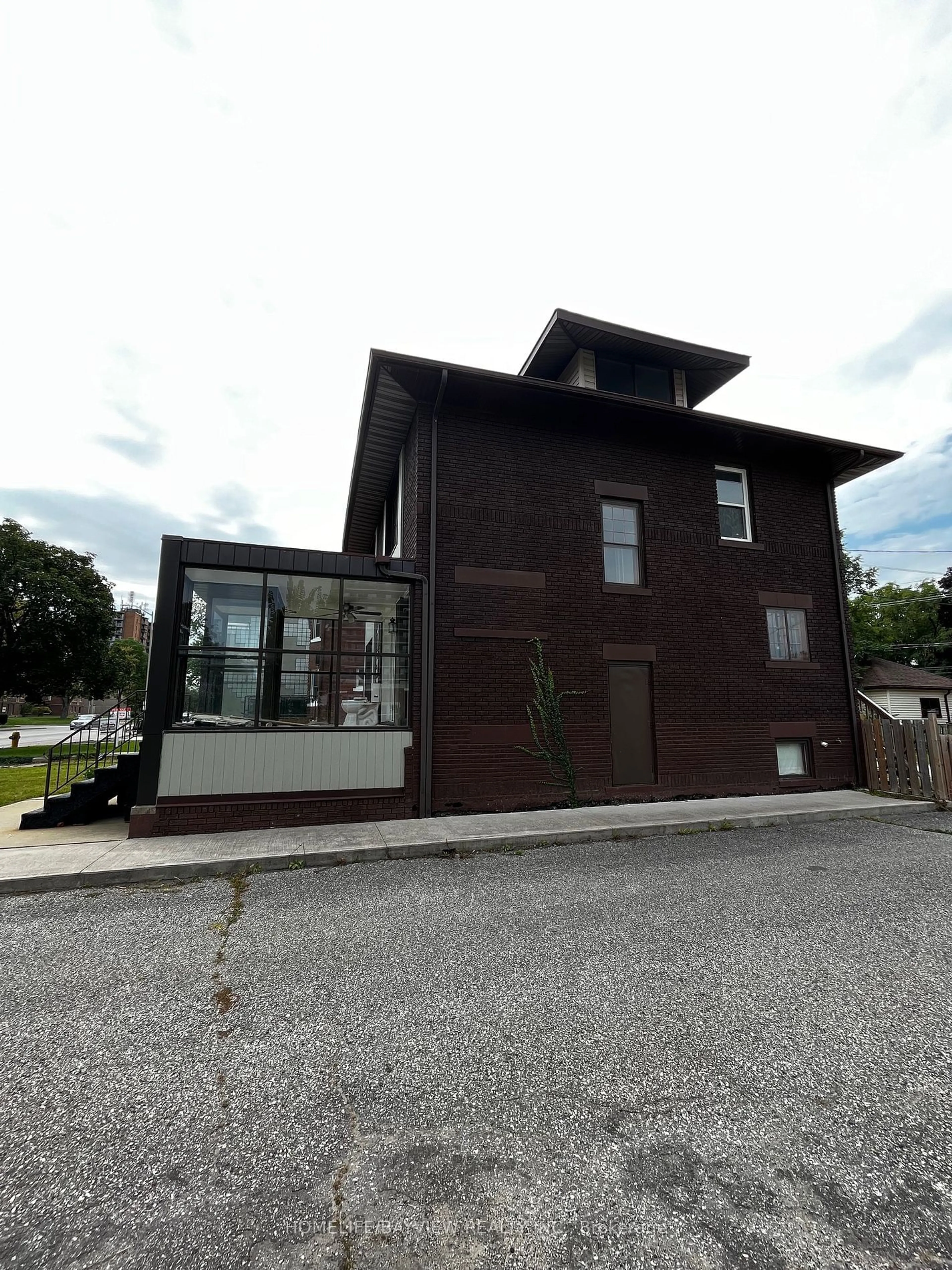 Home with brick exterior material, building for 1575 ouellette ave Ave, Windsor Ontario N8X 1K5