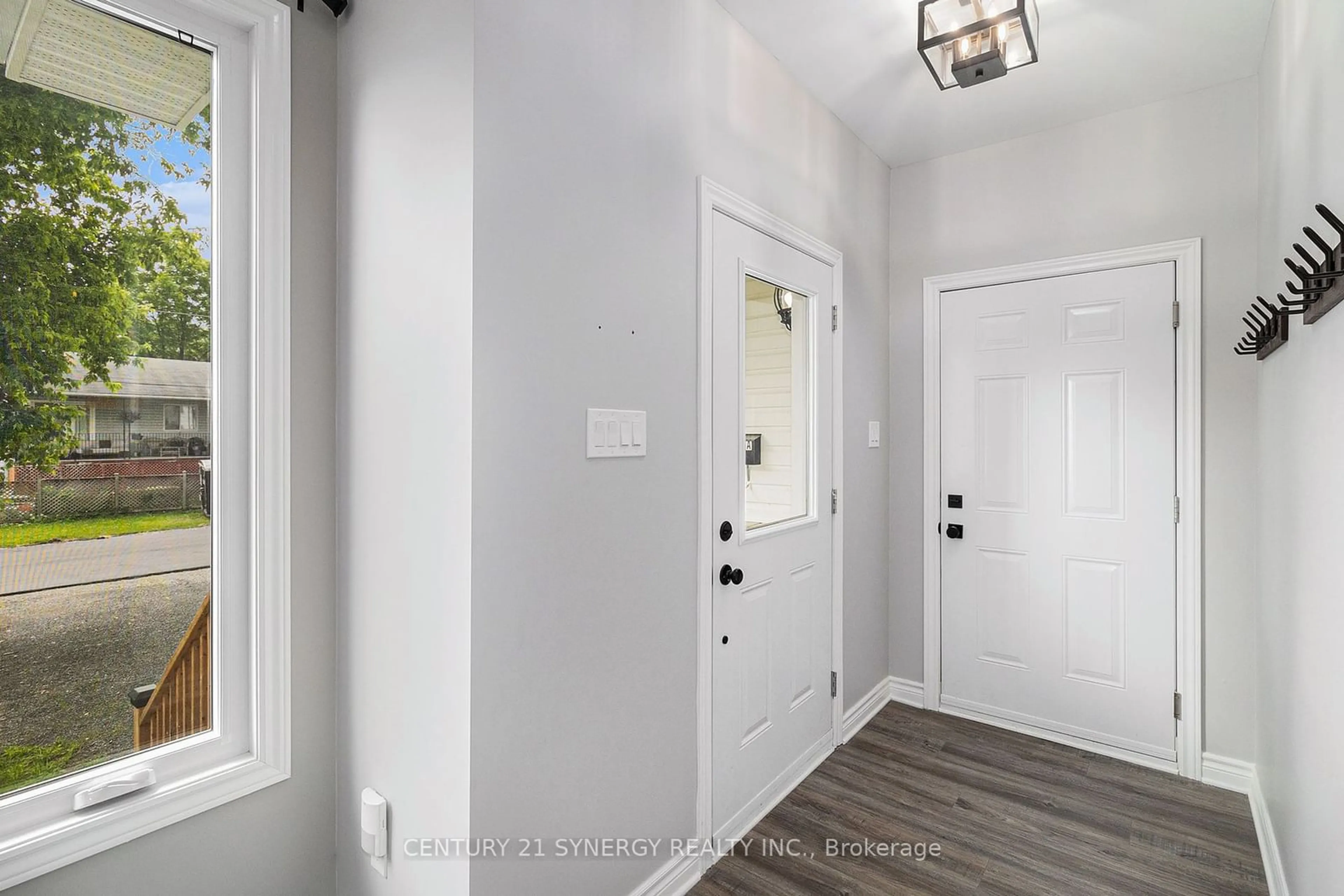 Indoor entryway for 26 King St, Montague Ontario K7A 3C9