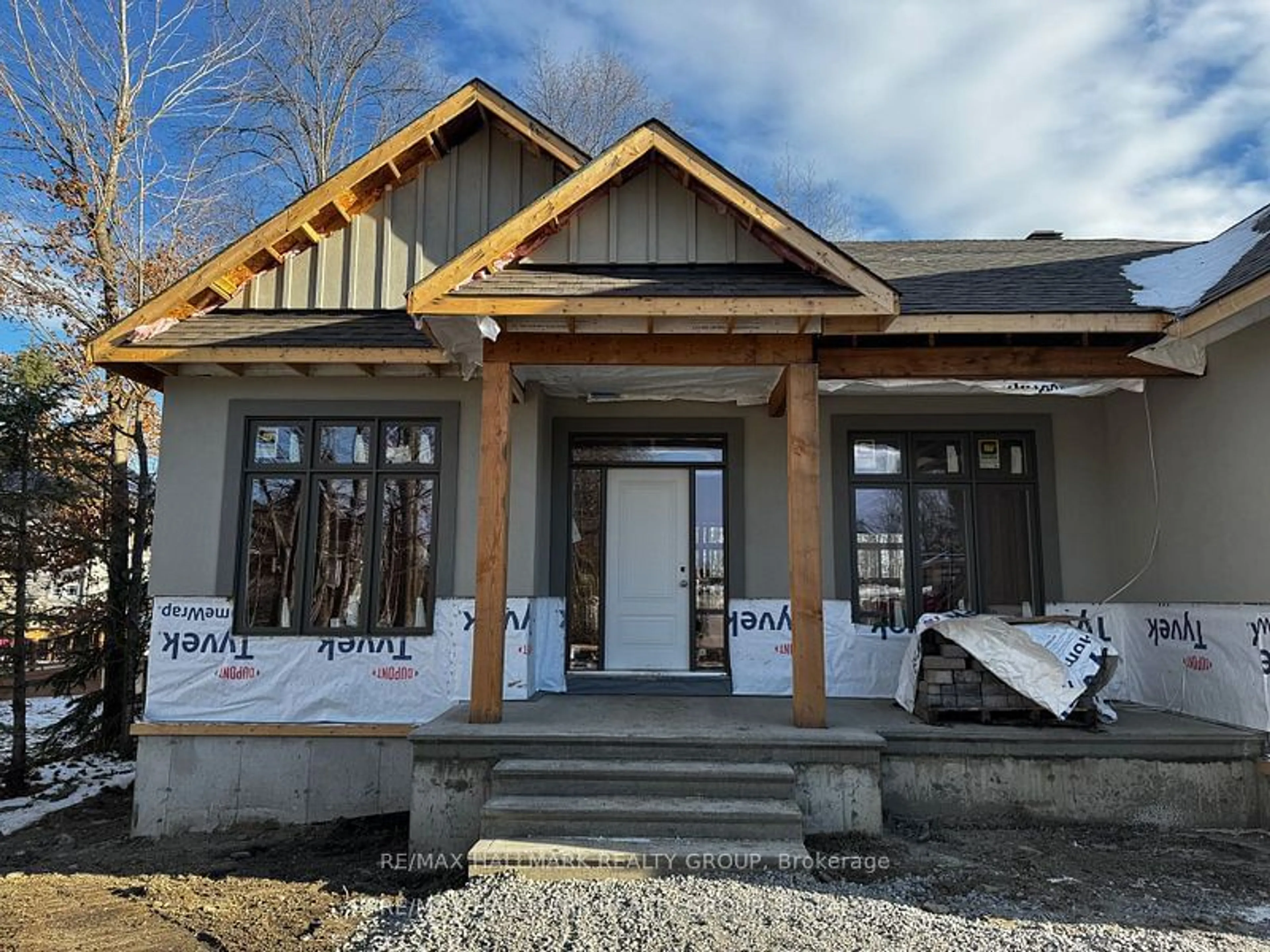 Home with vinyl exterior material, building for Lot 8 FLANDERS Rd, Brockville Ontario K6V 0A3