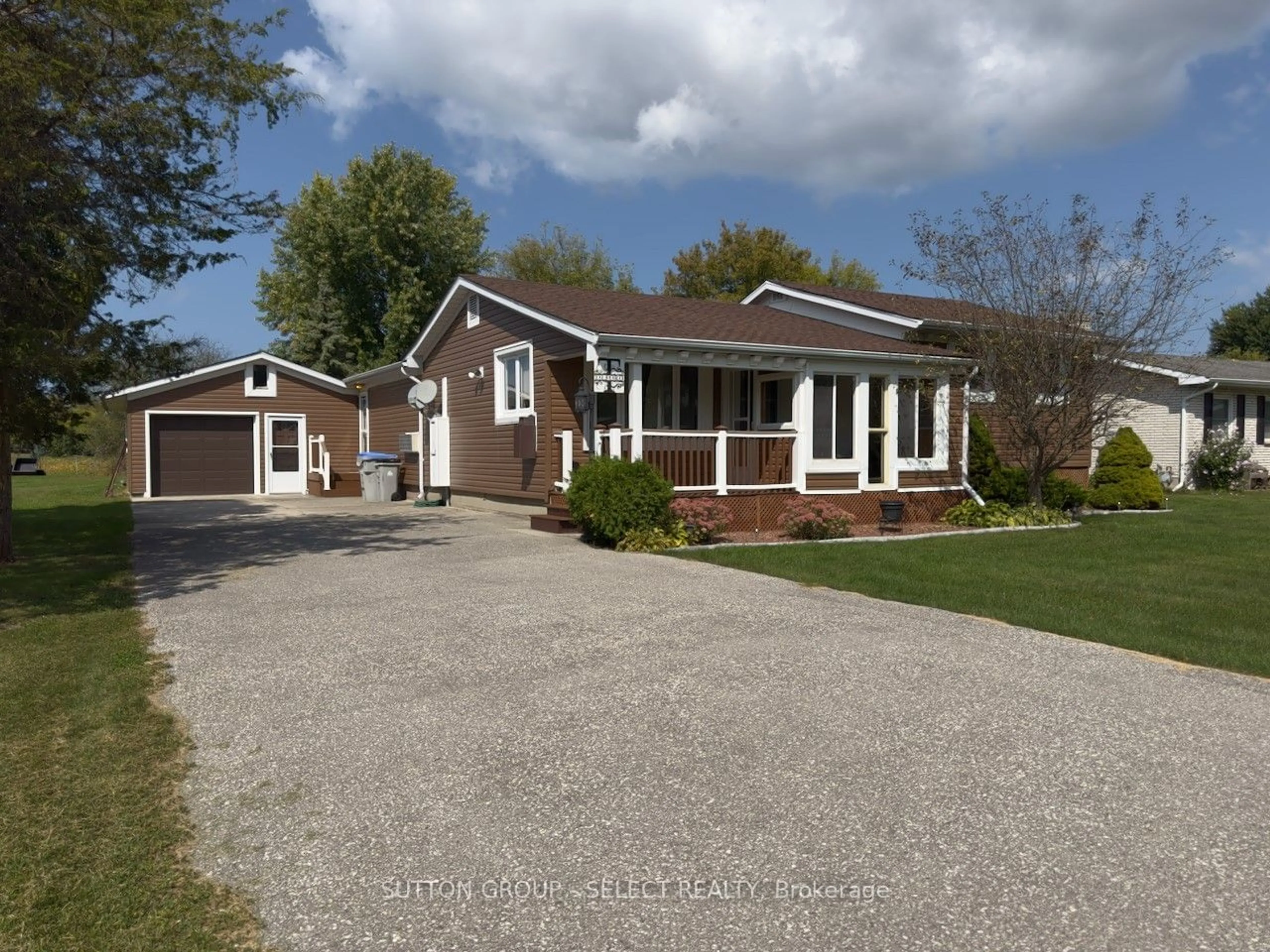 A pic from outside/outdoor area/front of a property/back of a property/a pic from drone, street for 8278 Burwell Rd, Lambton Shores Ontario N0M 1T0