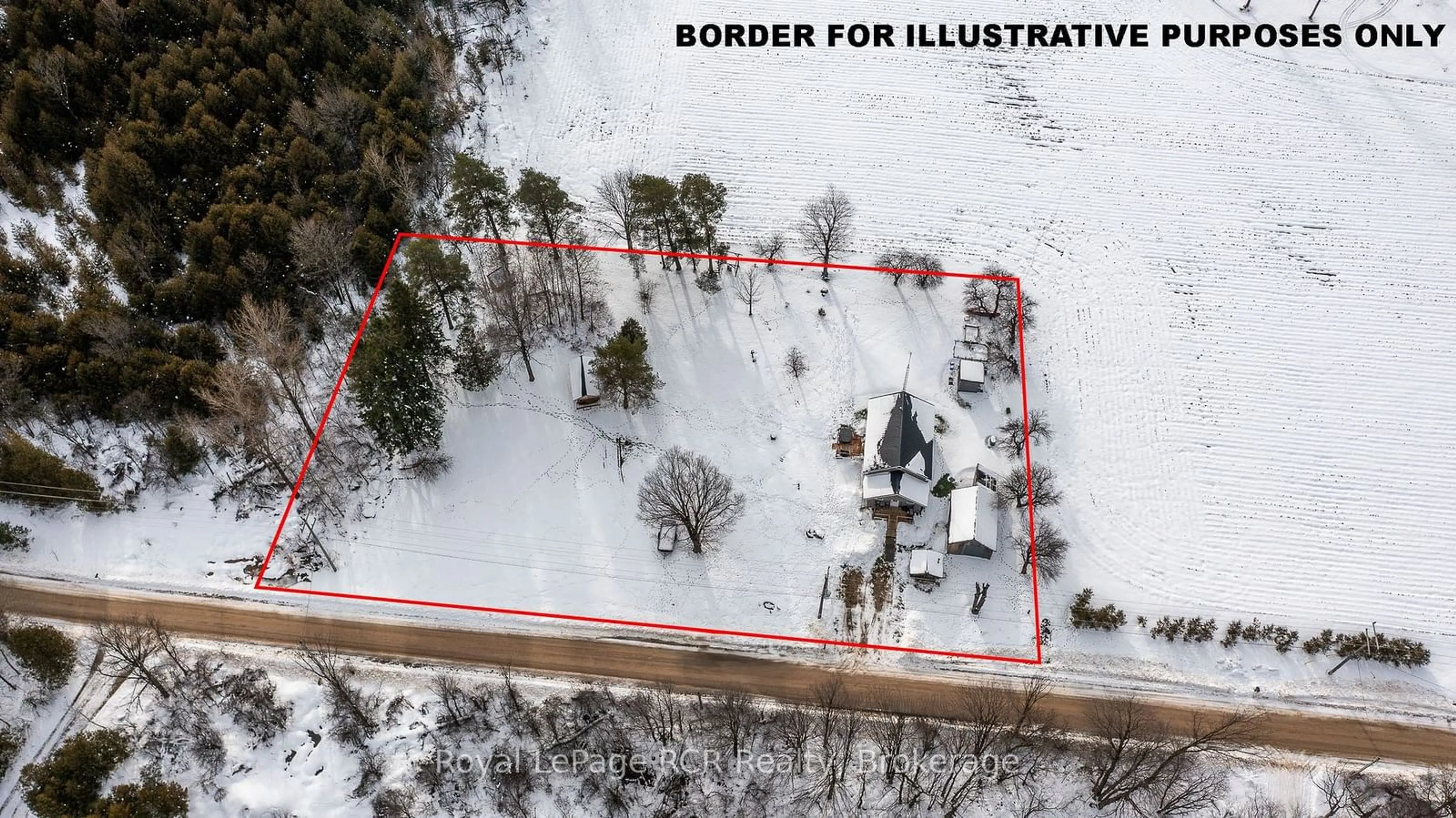 A pic from outside/outdoor area/front of a property/back of a property/a pic from drone, building for 206 Crawford Rd, Chatsworth Ontario N0H 1C0