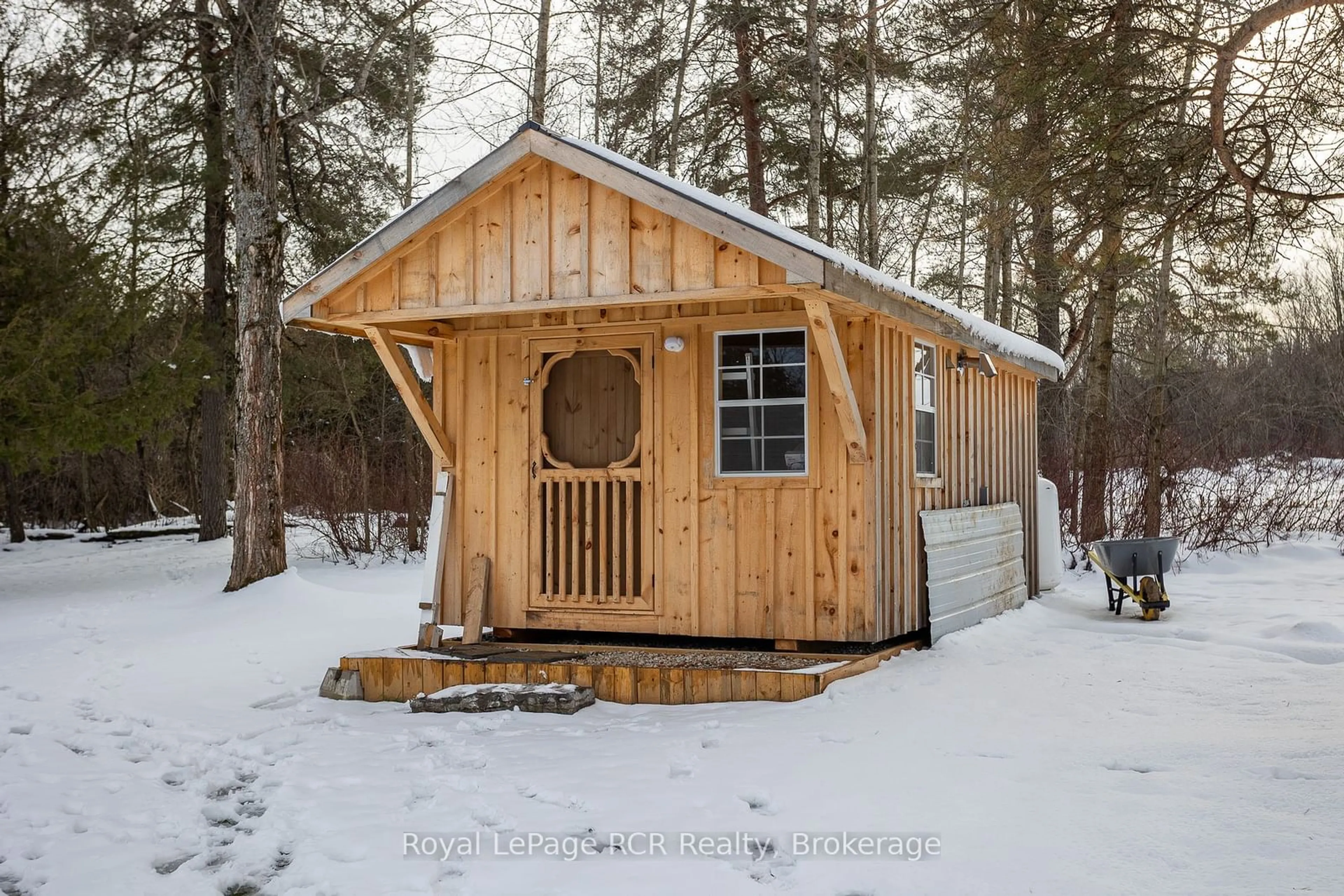 Shed for 206 Crawford Rd, Chatsworth Ontario N0H 1C0