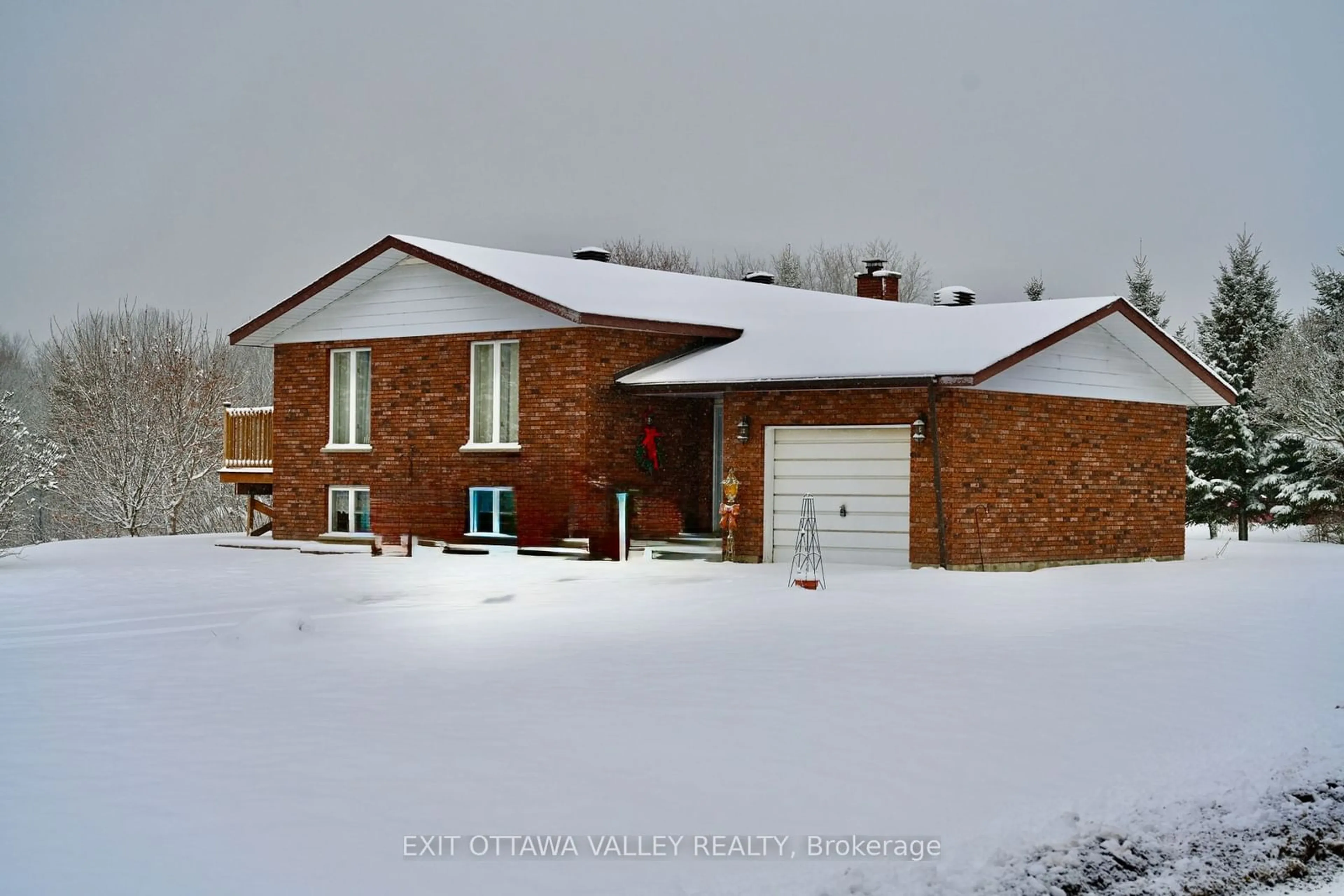 Home with brick exterior material, street for 1932 Gore Line, Whitewater Region Ontario K0J 2L0