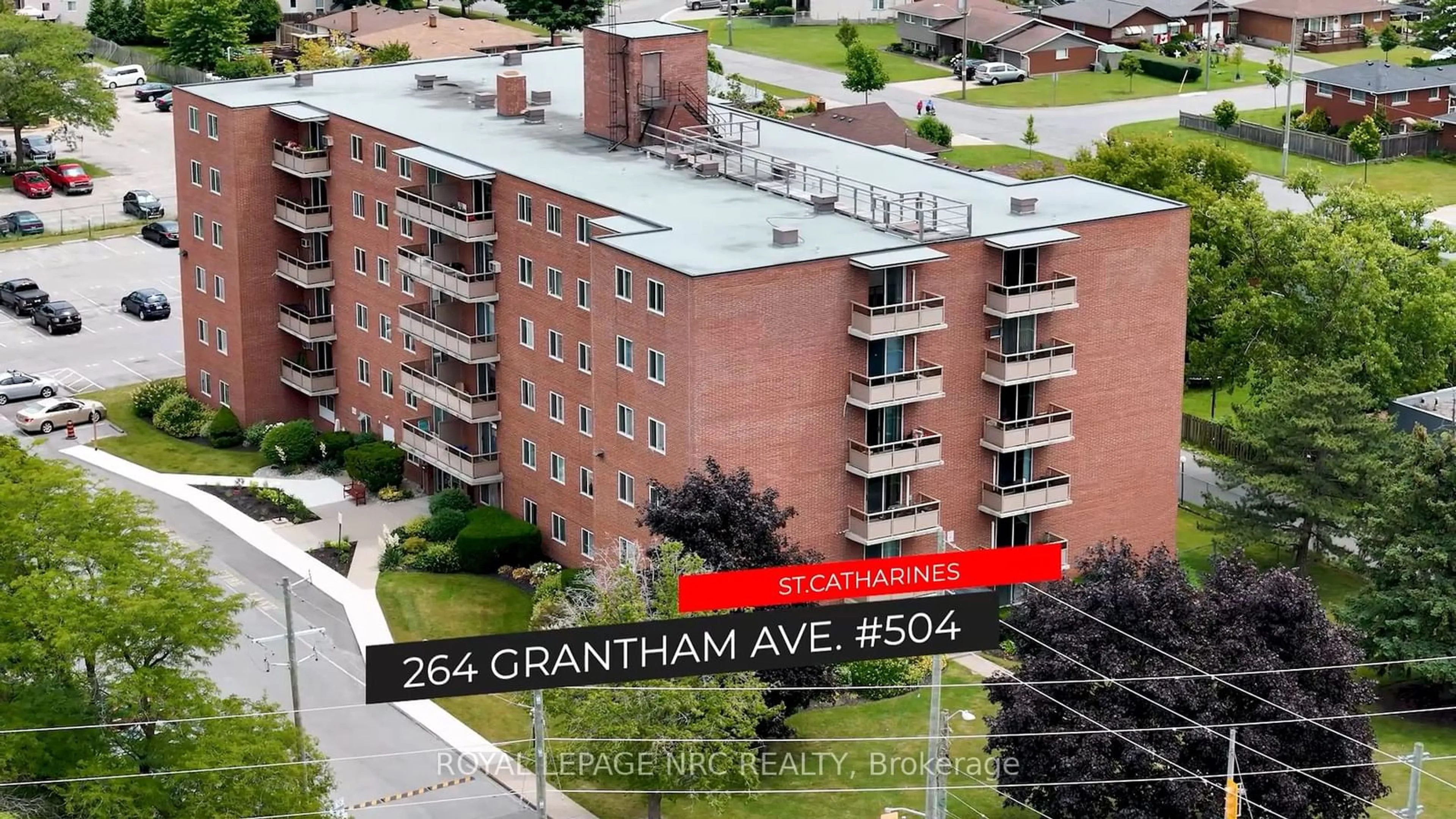 A pic from outside/outdoor area/front of a property/back of a property/a pic from drone, unknown for 264 GRANTHAM Ave #504, St. Catharines Ontario L2M 5B5