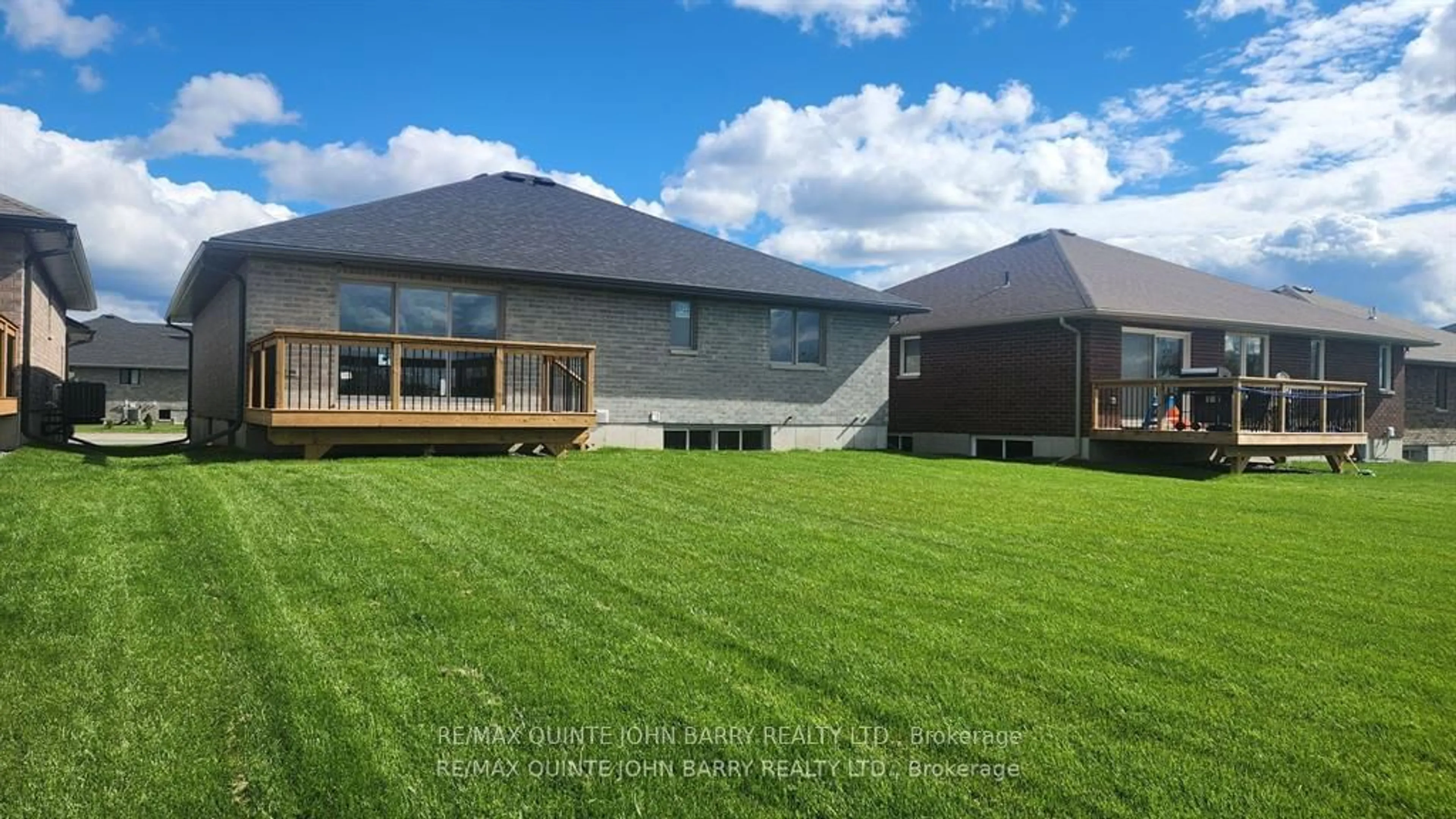 A pic from outside/outdoor area/front of a property/back of a property/a pic from drone, building for 79 Hillside Meadow Dr #Lot 28, Quinte West Ontario K8V 0J5