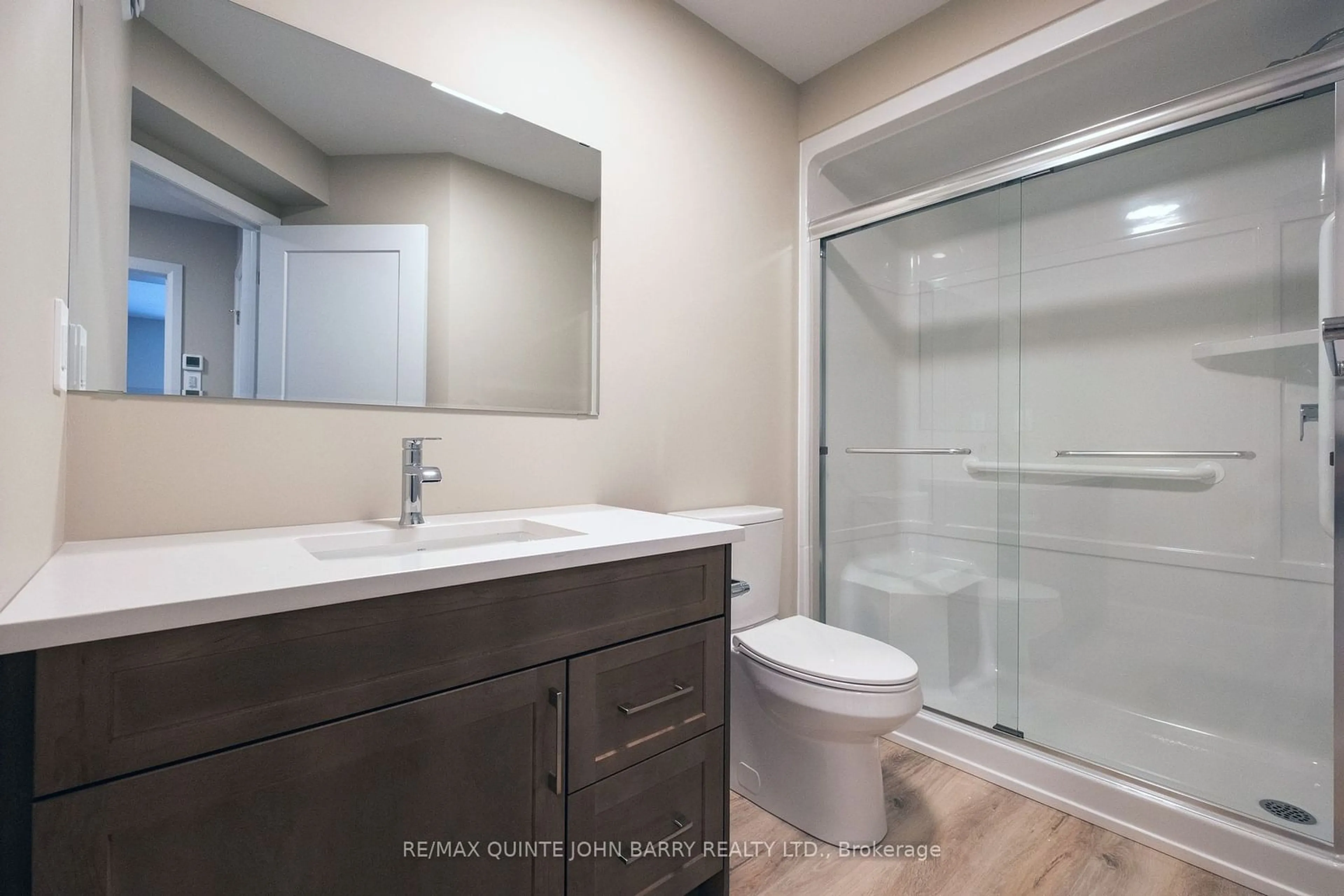 Standard bathroom, ceramic/tile floor for 307-20 Hillside Meadow Dr, Quinte West Ontario K8V 0J7