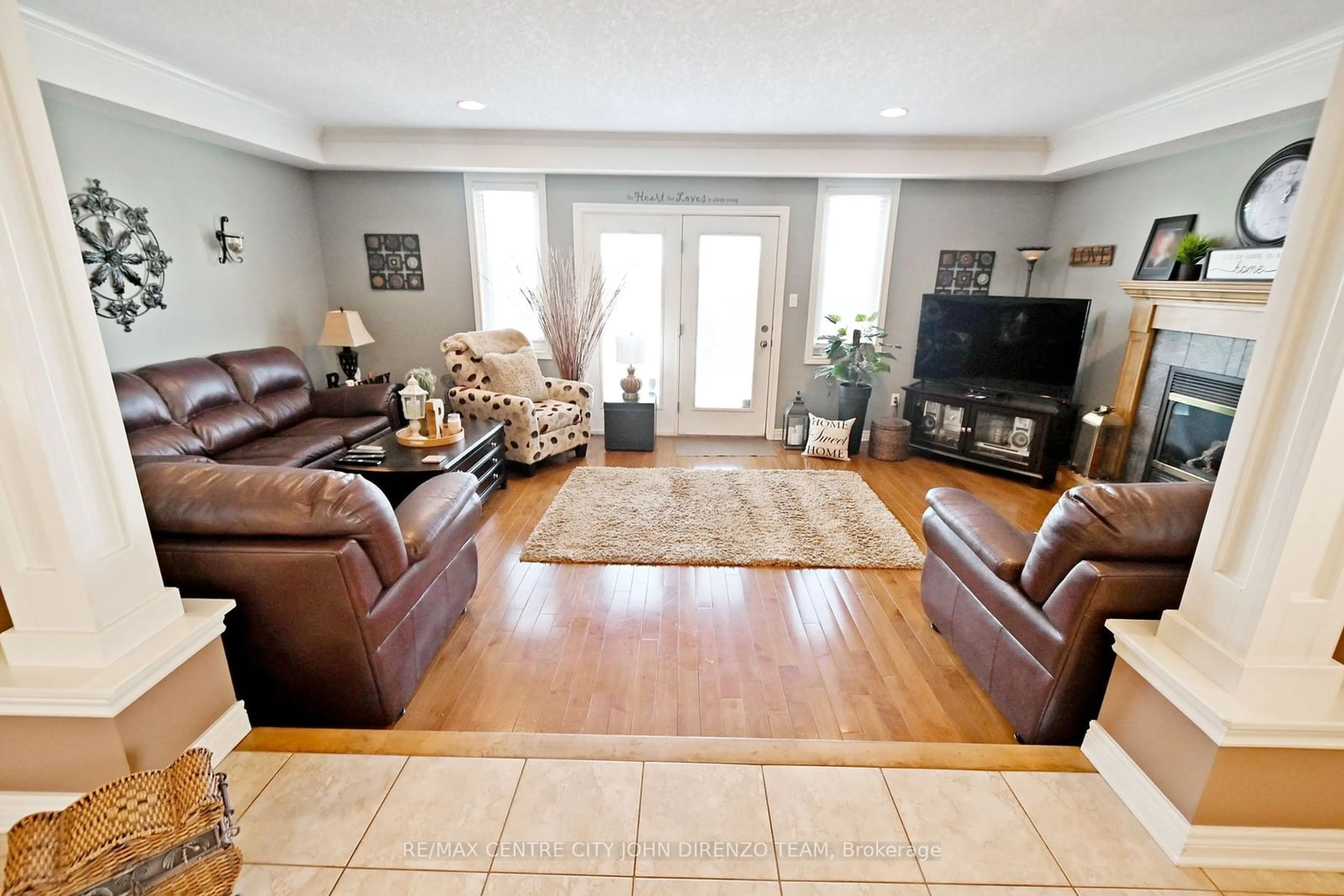 Living room with furniture, unknown for 115 Hagerman Cres, St. Thomas Ontario N5R 6L9