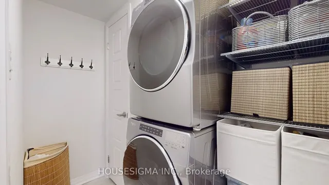 Additional property image - 12 Blanshard St Unit 309