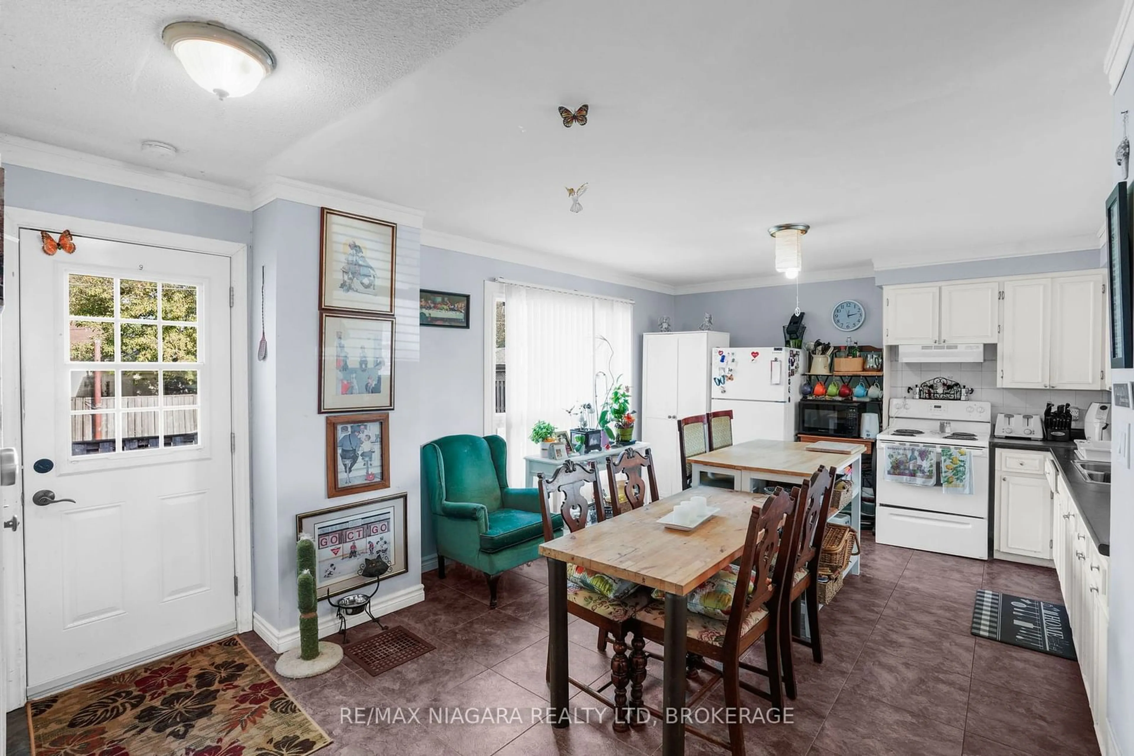 Dining room, unknown for 6159 VILLAGE Cres, Niagara Falls Ontario L2G 7M3