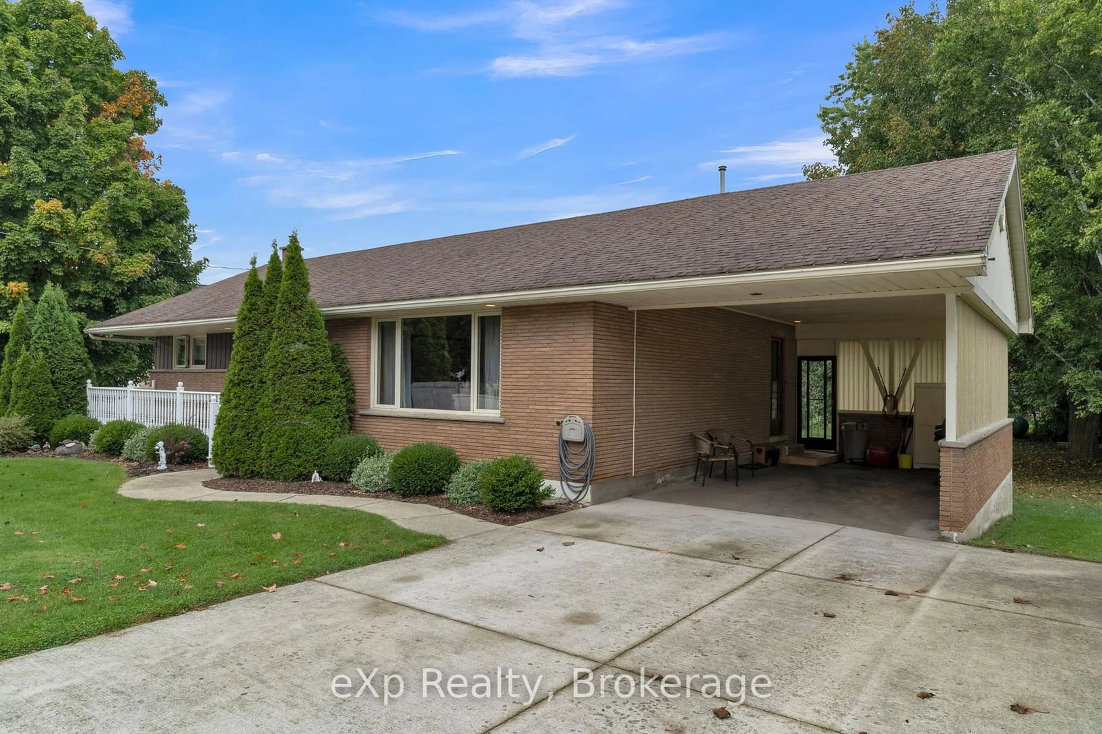 Home with brick exterior material, street for 402 Mary St, West Grey Ontario N0G 1C0