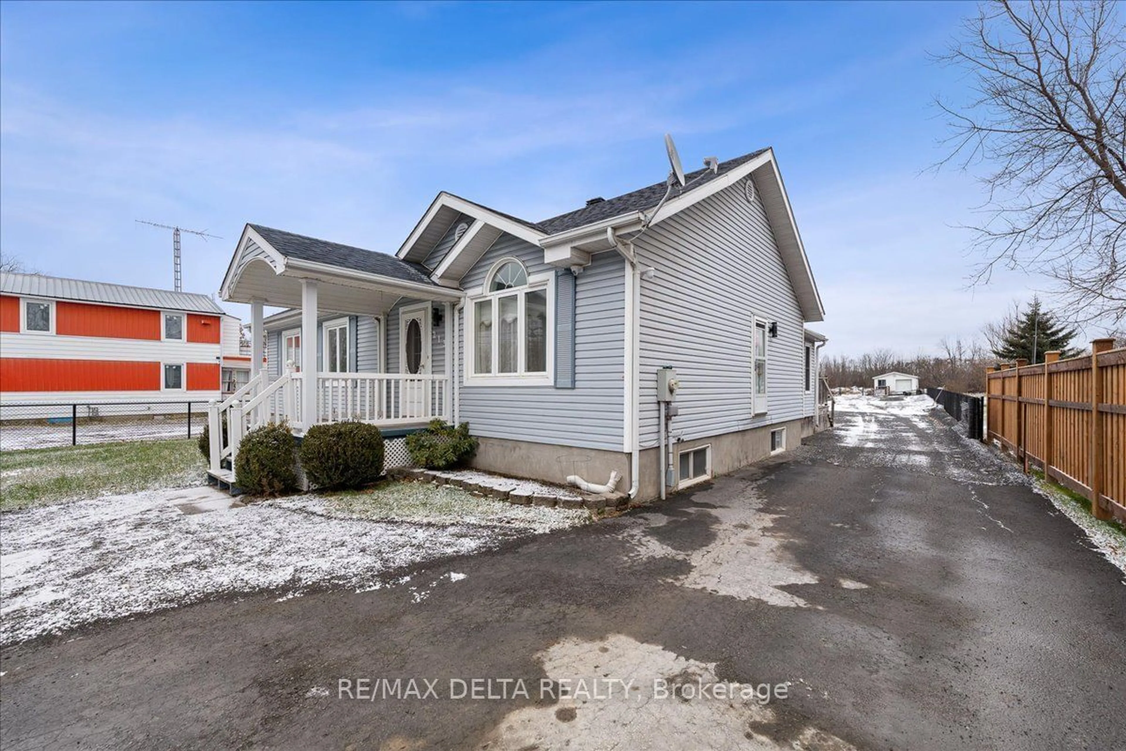 Home with vinyl exterior material, street for 213 Longueuil St, Champlain Ontario K0B 1K0