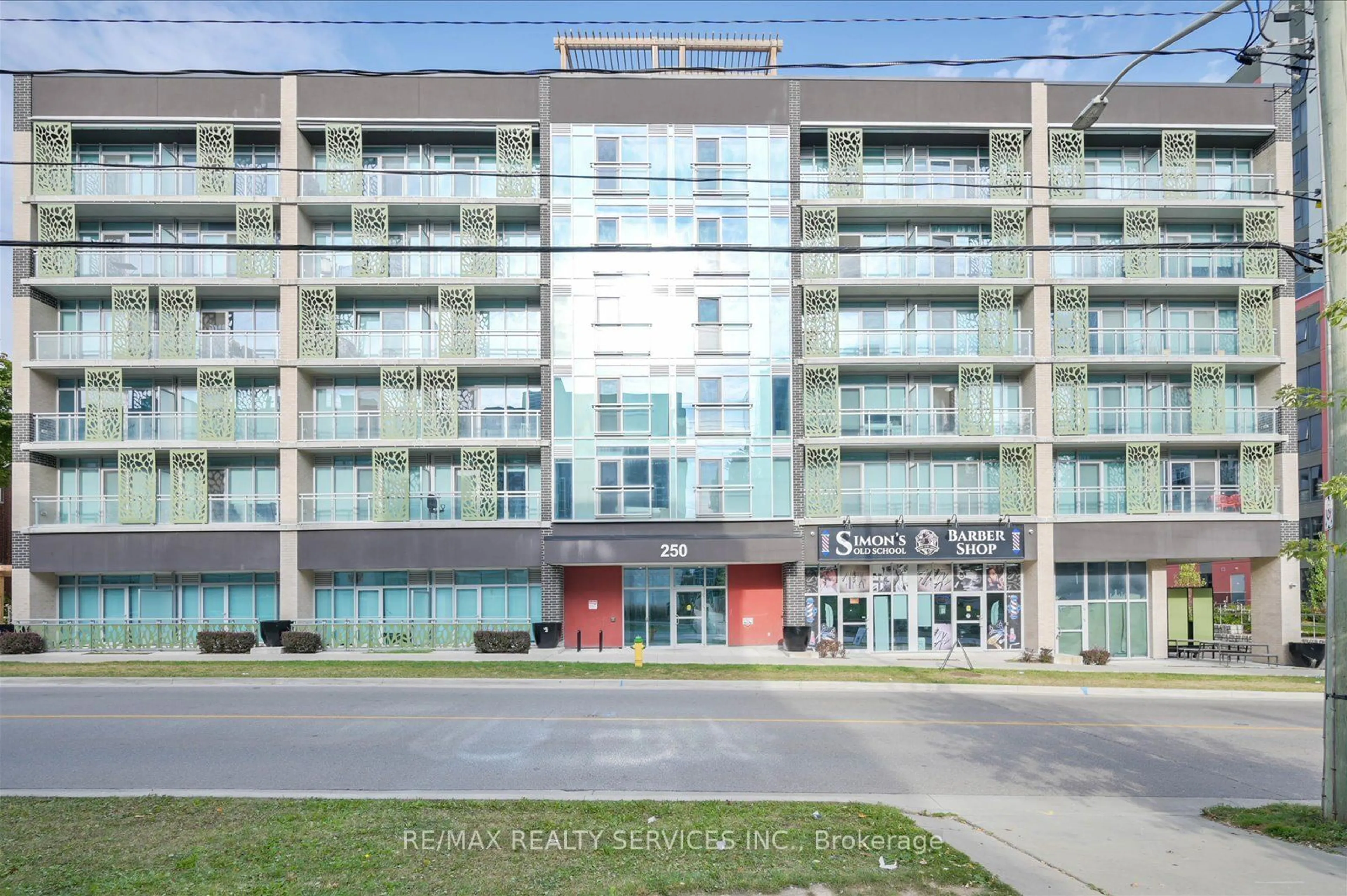 Unknown for 250 Albert St #307, Waterloo Ontario N2L 0H5