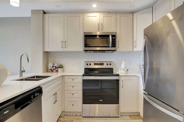 Additional property image - 60 Charles St Unit 2403