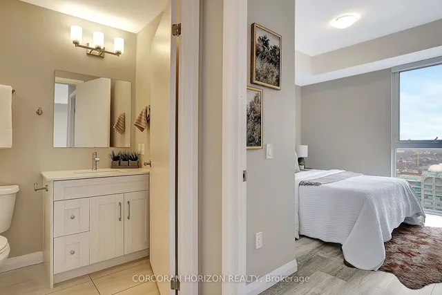Additional property image - 60 Charles St Unit 2403