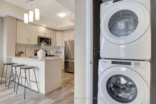 Additional property image - 60 Charles St Unit 2403
