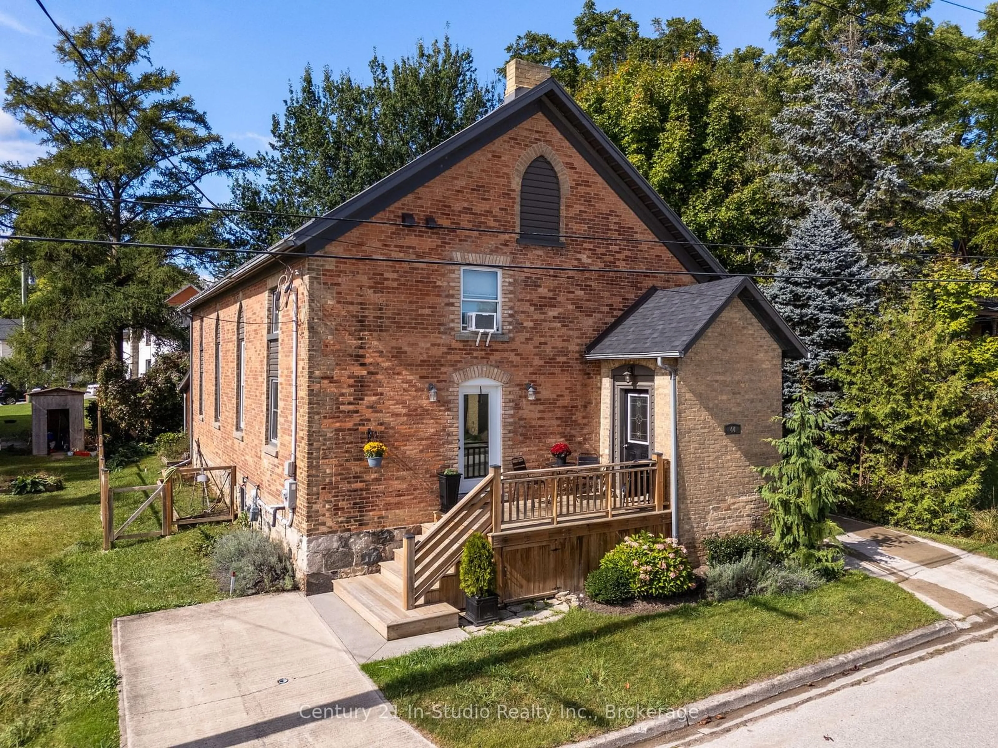 Home with brick exterior material, street for 44 2ND Ave, Arran-Elderslie Ontario N0G 1L0