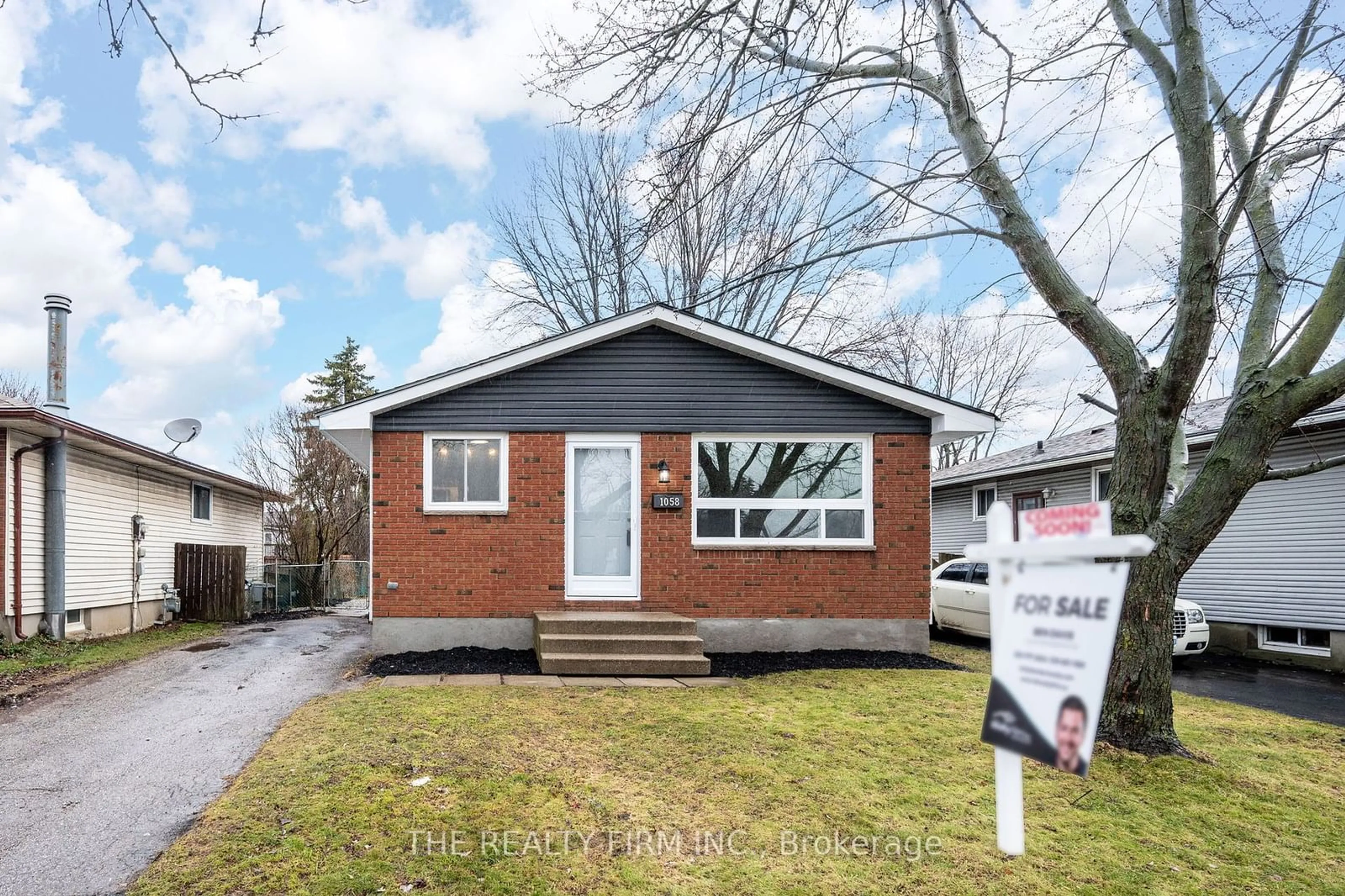 Home with brick exterior material, street for 1058 Jalna Blvd, London Ontario N6E 2J5