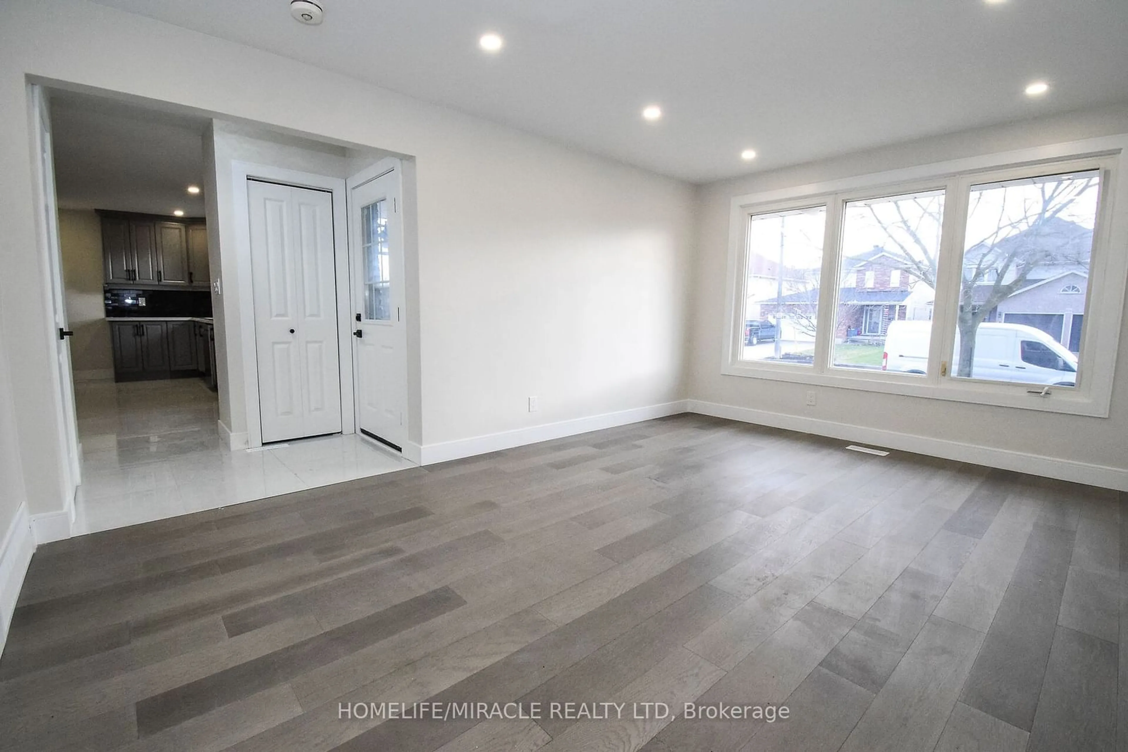 A pic of a room for 25 Meredith Dr, St. Catharines Ontario L2M 6R5