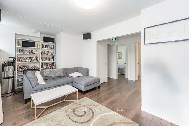 Additional property image - 925 King St