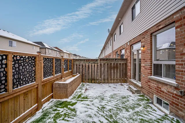 Additional property image - 24 Marina Point Cres