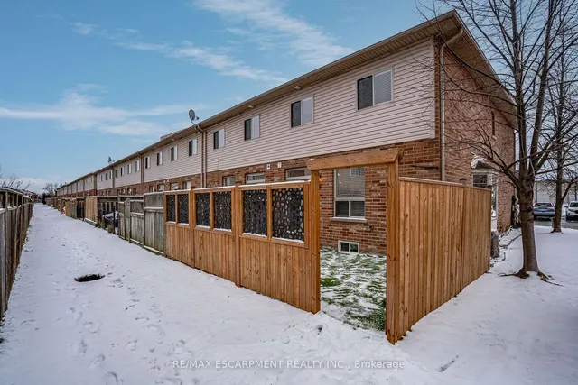 Additional property image - 24 Marina Point Cres