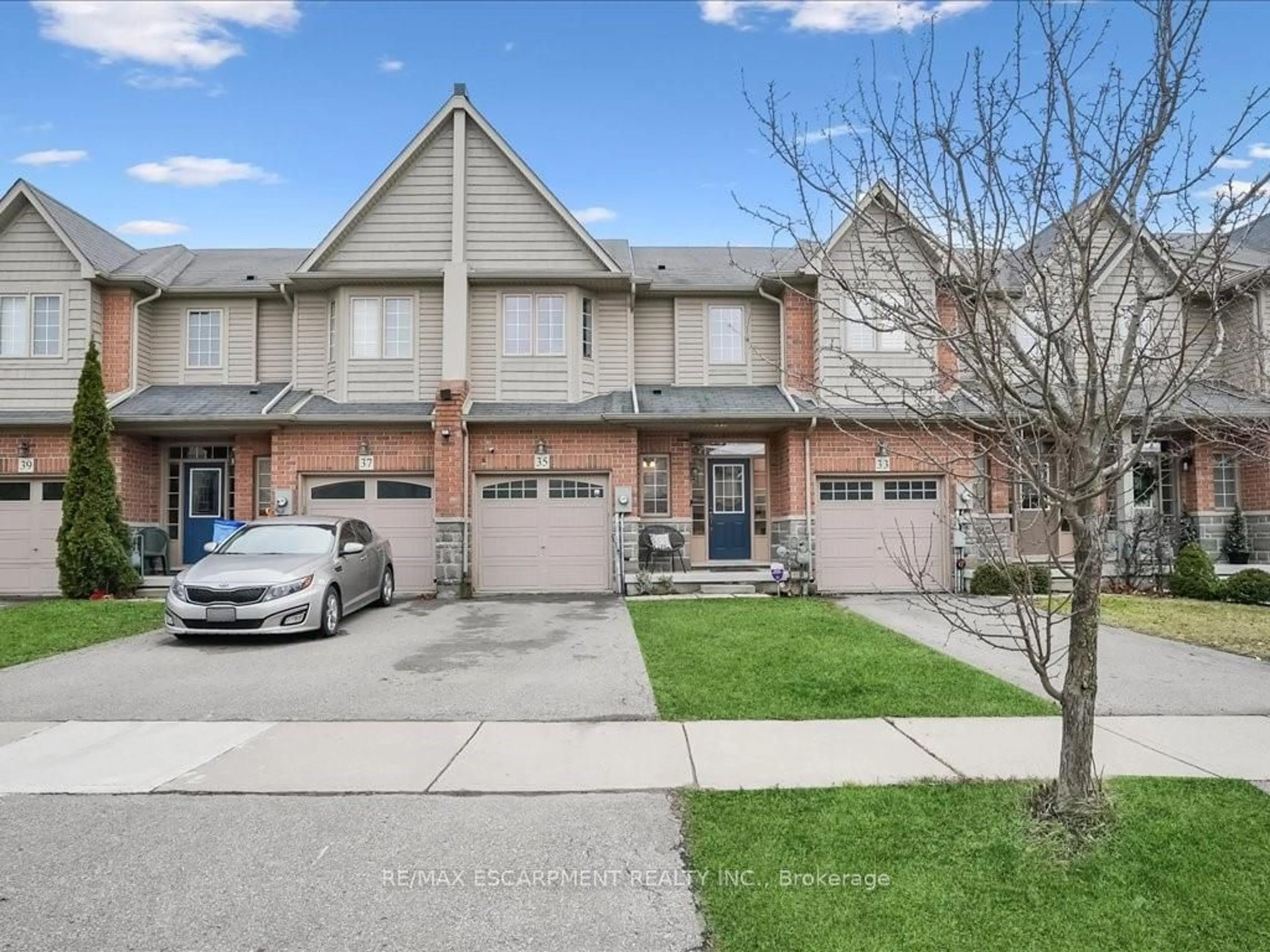 Unknown for 35 BANKFIELD Cres, Hamilton Ontario L8J 0C1