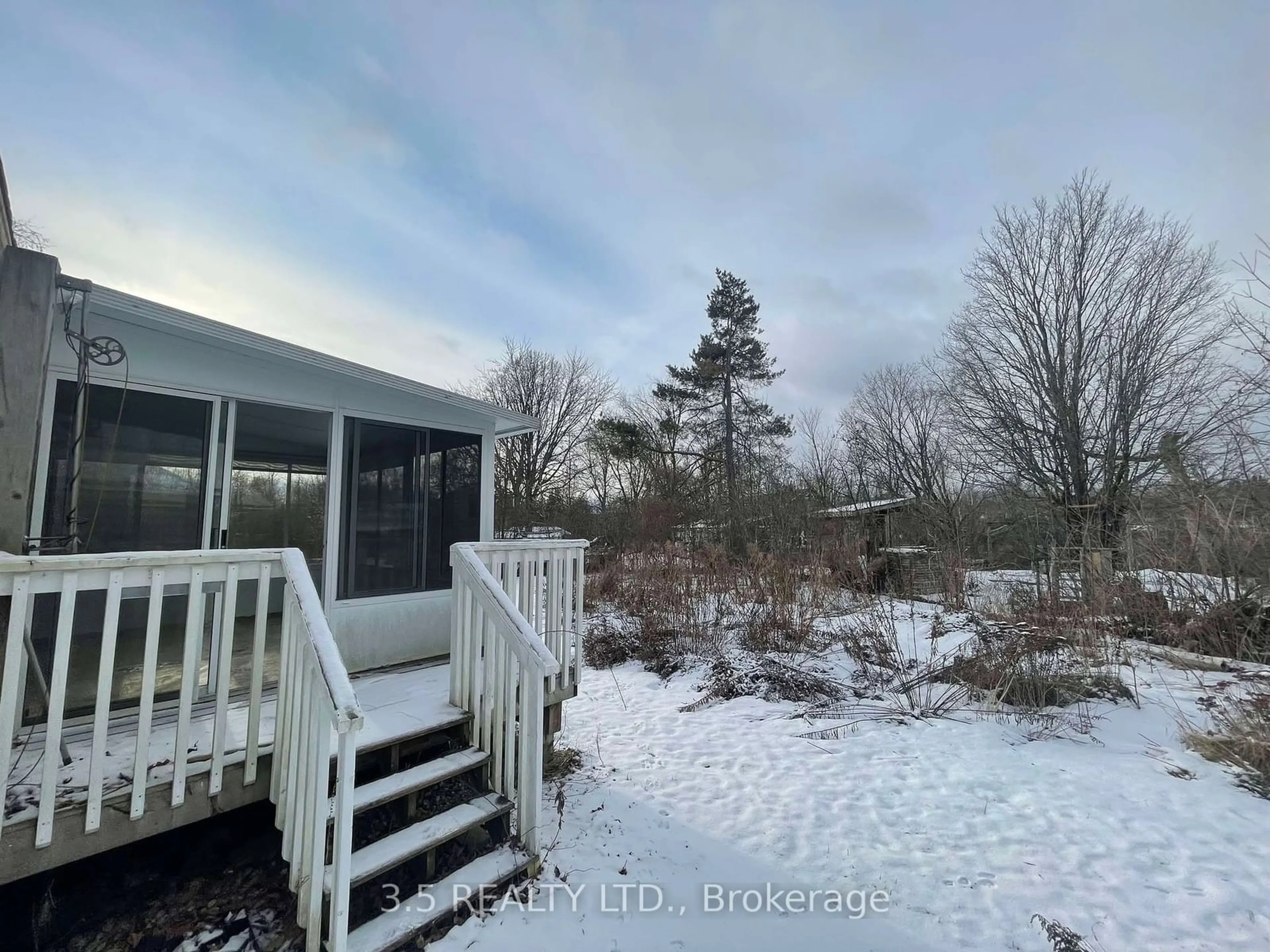 A pic from outside/outdoor area/front of a property/back of a property/a pic from drone, water/lake/river/ocean view for 7 Mary St, North Grenville Ontario K0G 1B0