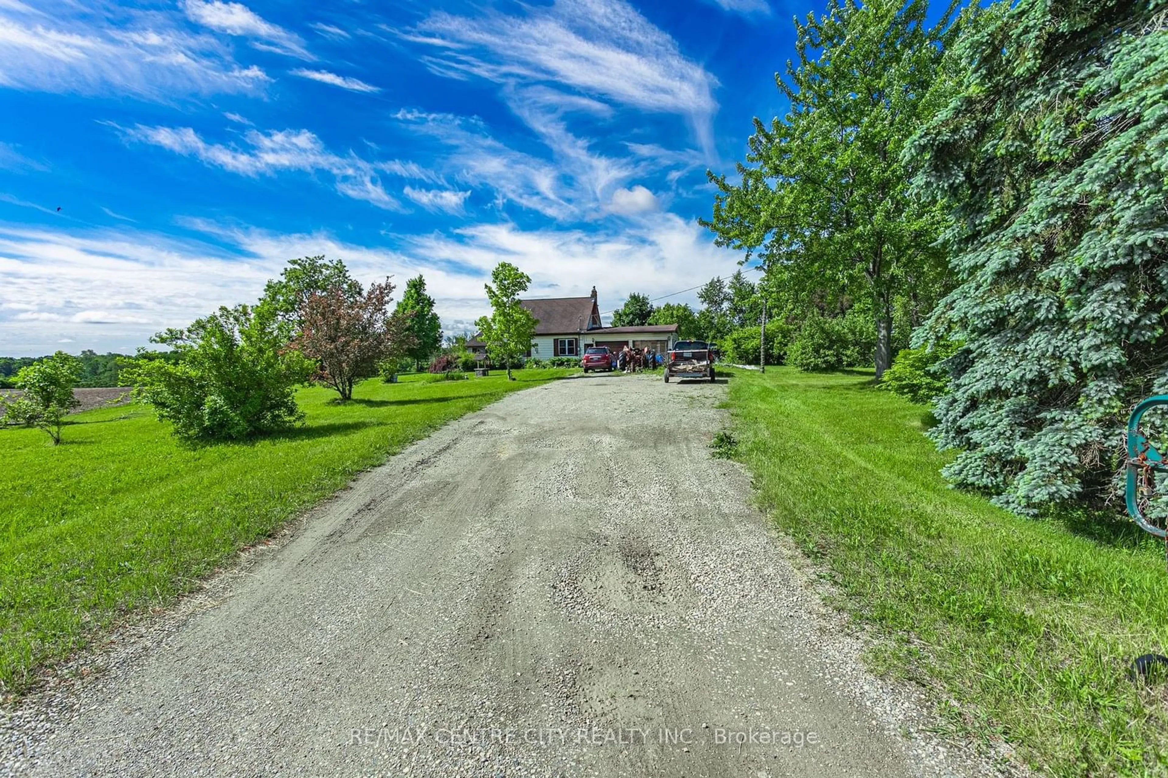 A pic from outside/outdoor area/front of a property/back of a property/a pic from drone, street for 806874 Oxford Road 29 Rd, Blandford-Blenheim Ontario N0J 1G0