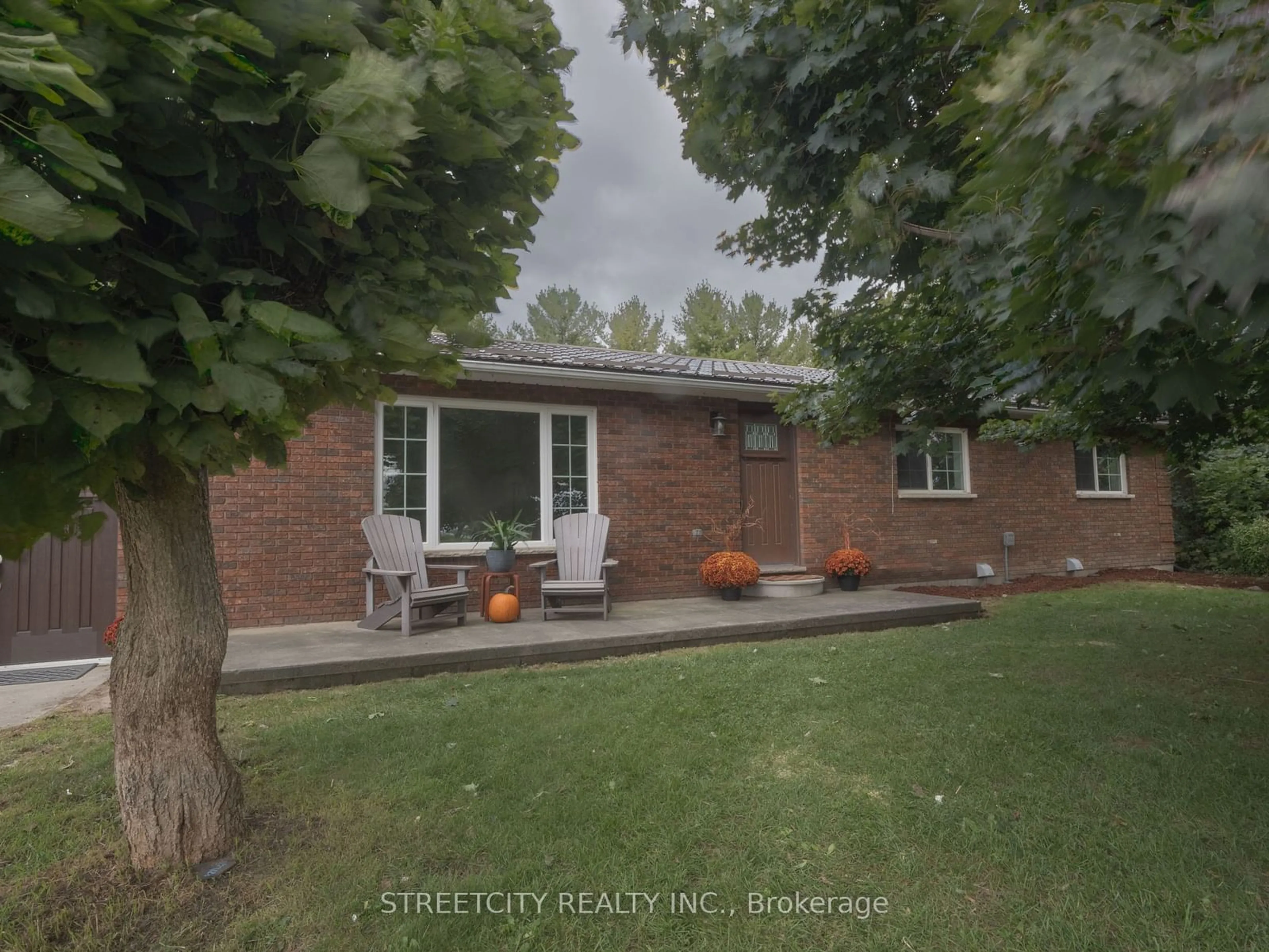 A pic from outside/outdoor area/front of a property/back of a property/a pic from drone, unknown for 9073 Widder Rd, Lambton Shores Ontario N0M 2N0