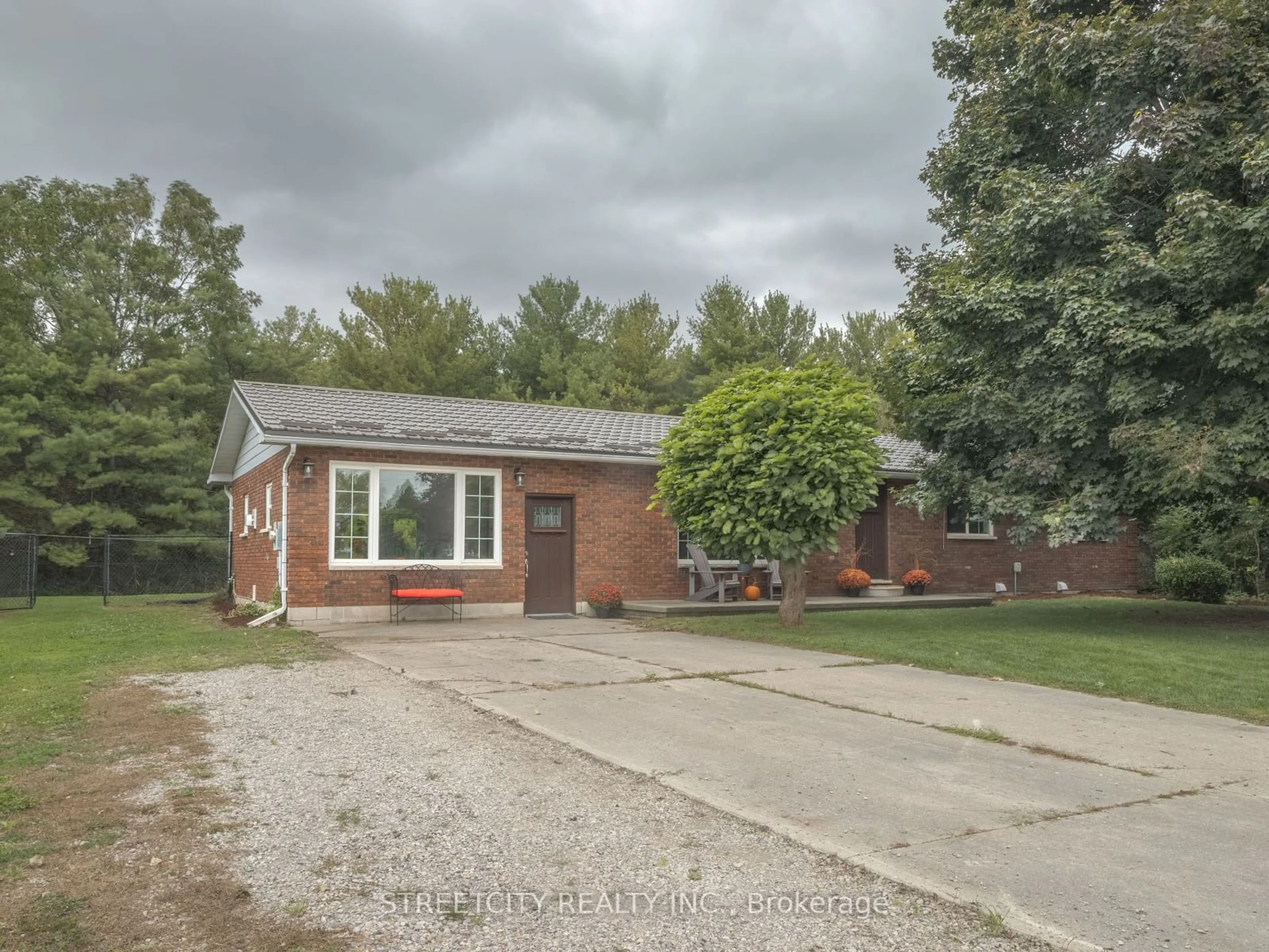 A pic from outside/outdoor area/front of a property/back of a property/a pic from drone, unknown for 9073 Widder Rd, Lambton Shores Ontario N0M 2N0