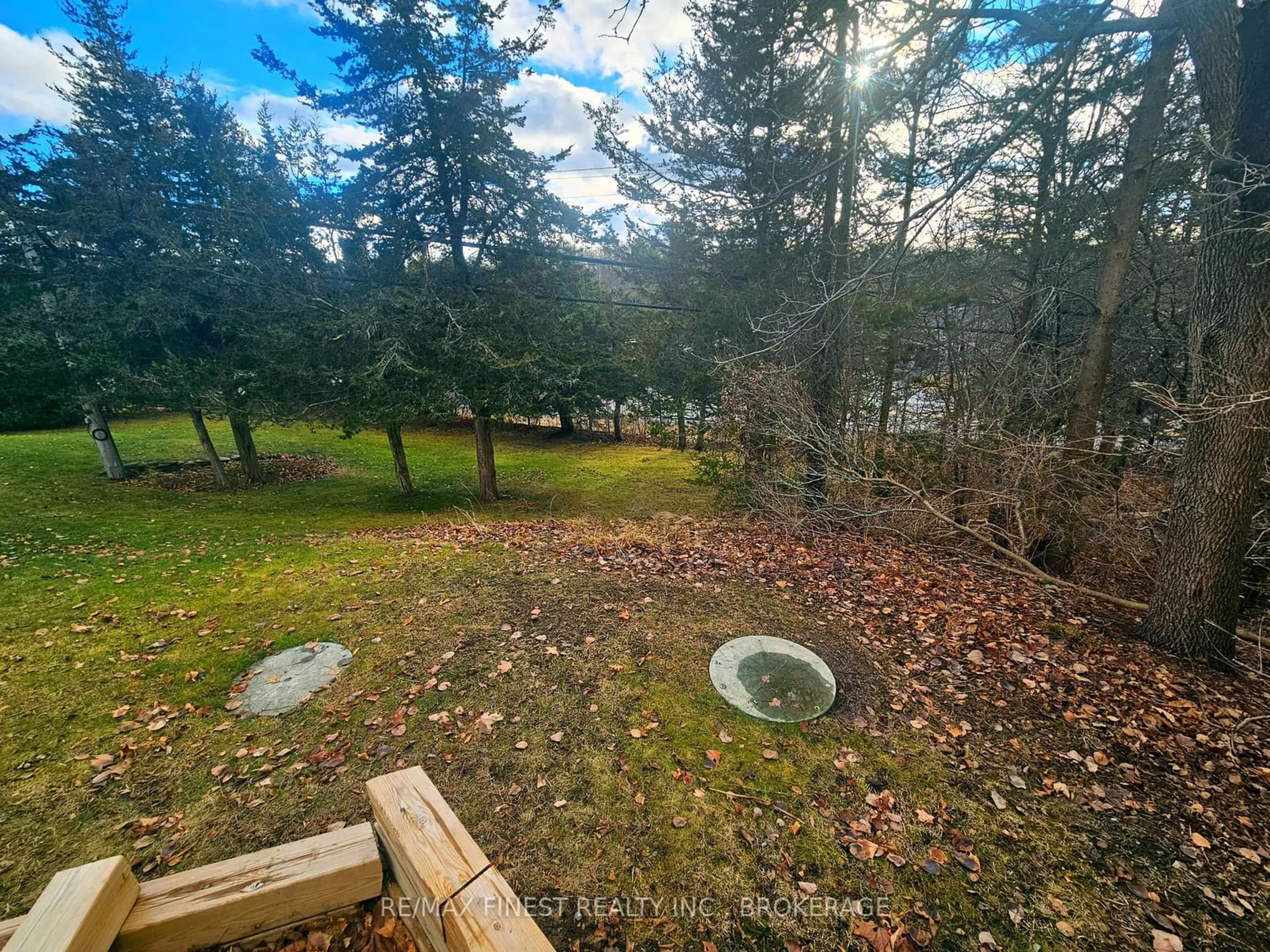 A pic from outside/outdoor area/front of a property/back of a property/a pic from drone, water/lake/river/ocean view for 23 BROOKLANDS PARK Ave, Loyalist Ontario K0H 1G0