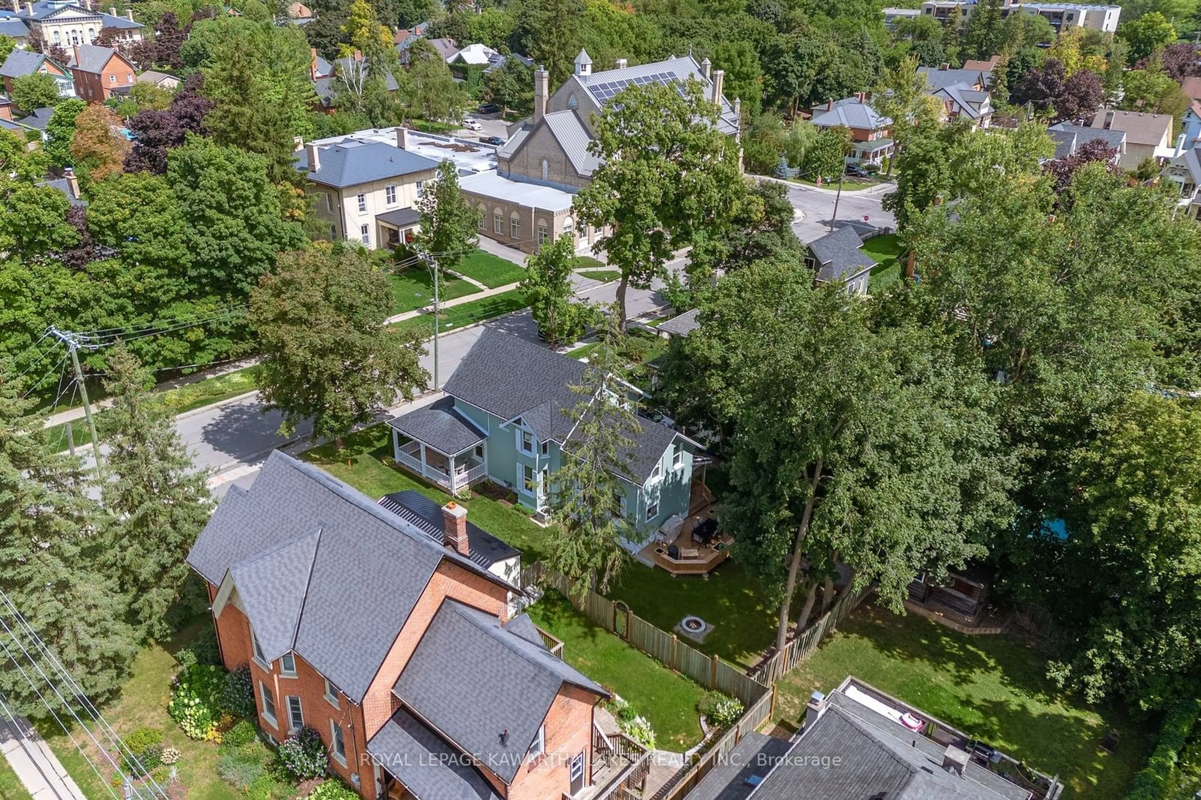 A pic from outside/outdoor area/front of a property/back of a property/a pic from drone, street for 41 Bond St St, Kawartha Lakes Ontario K9V 3P6